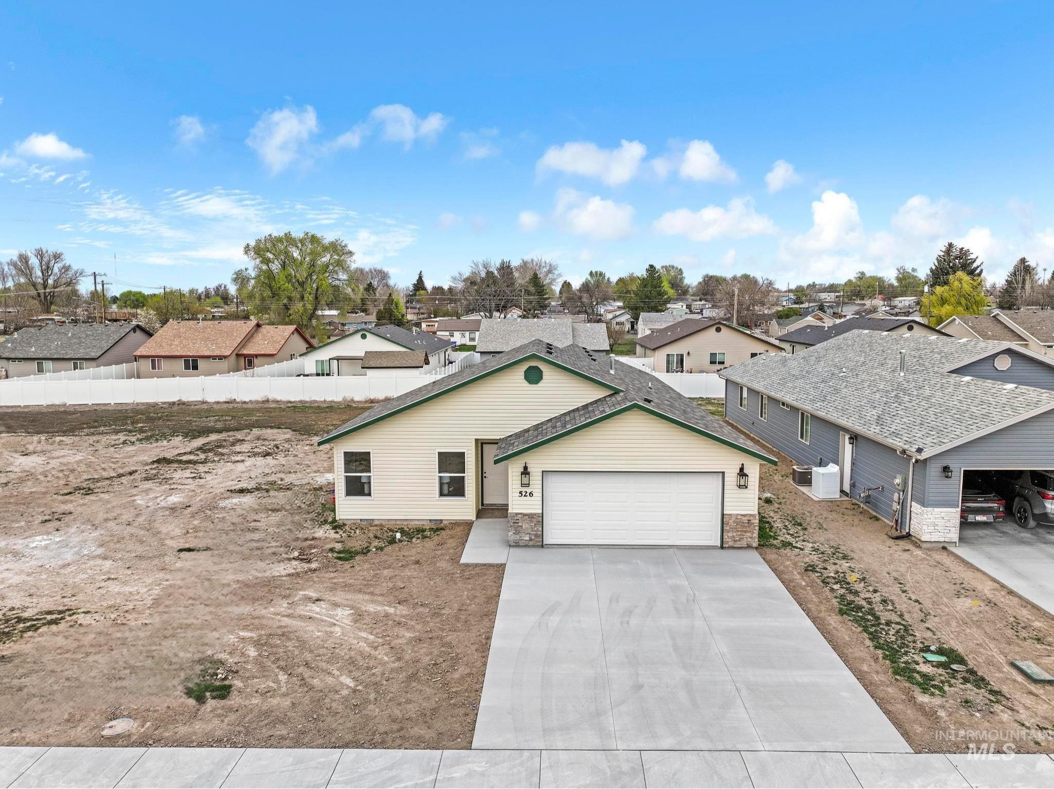 526 Thompson Ct., Jerome, Idaho 83338, 4 Bedrooms, 2 Bathrooms, Residential For Sale, Price $389,999,MLS 98980060