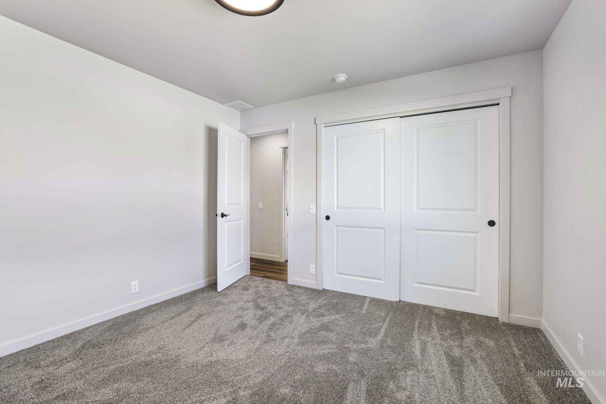 526 Thompson Ct., Jerome, Idaho 83338, 4 Bedrooms, 2 Bathrooms, Residential For Sale, Price $389,999,MLS 98980060