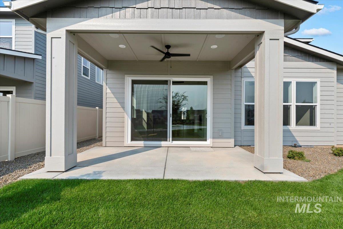 677 N Morning Glory, Eagle, Idaho 83616, 3 Bedrooms, 2.5 Bathrooms, Residential For Sale, Price $699,900,MLS 98980065