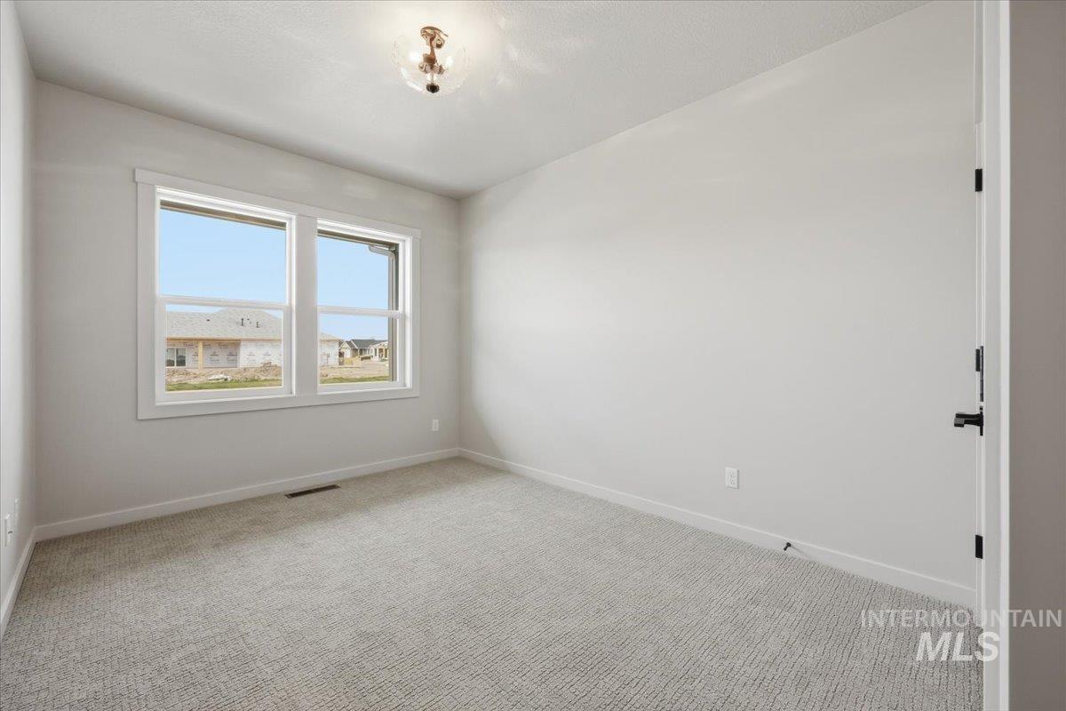 1004 Whitewater Way, Emmett, Idaho 83617, 4 Bedrooms, 3 Bathrooms, Residential For Sale, Price $558,750, 98980067