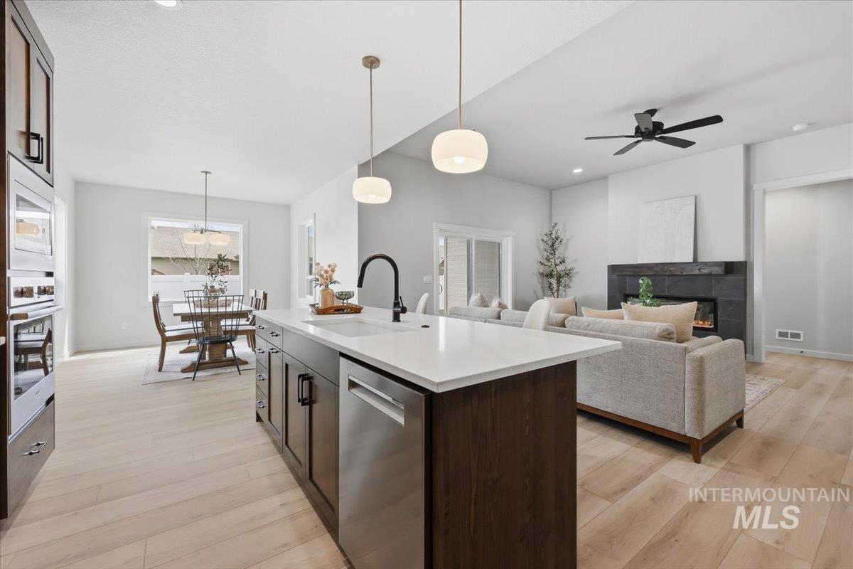 1004 Whitewater Way, Emmett, Idaho 83617, 4 Bedrooms, 3 Bathrooms, Residential For Sale, Price $558,750, 98980067