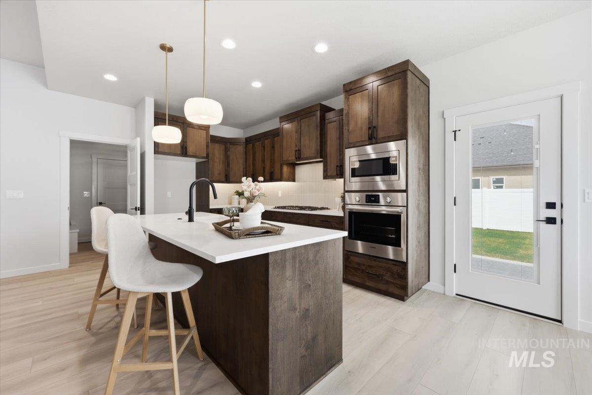 1004 Whitewater Way, Emmett, Idaho 83617, 4 Bedrooms, 3 Bathrooms, Residential For Sale, Price $558,750, 98980067