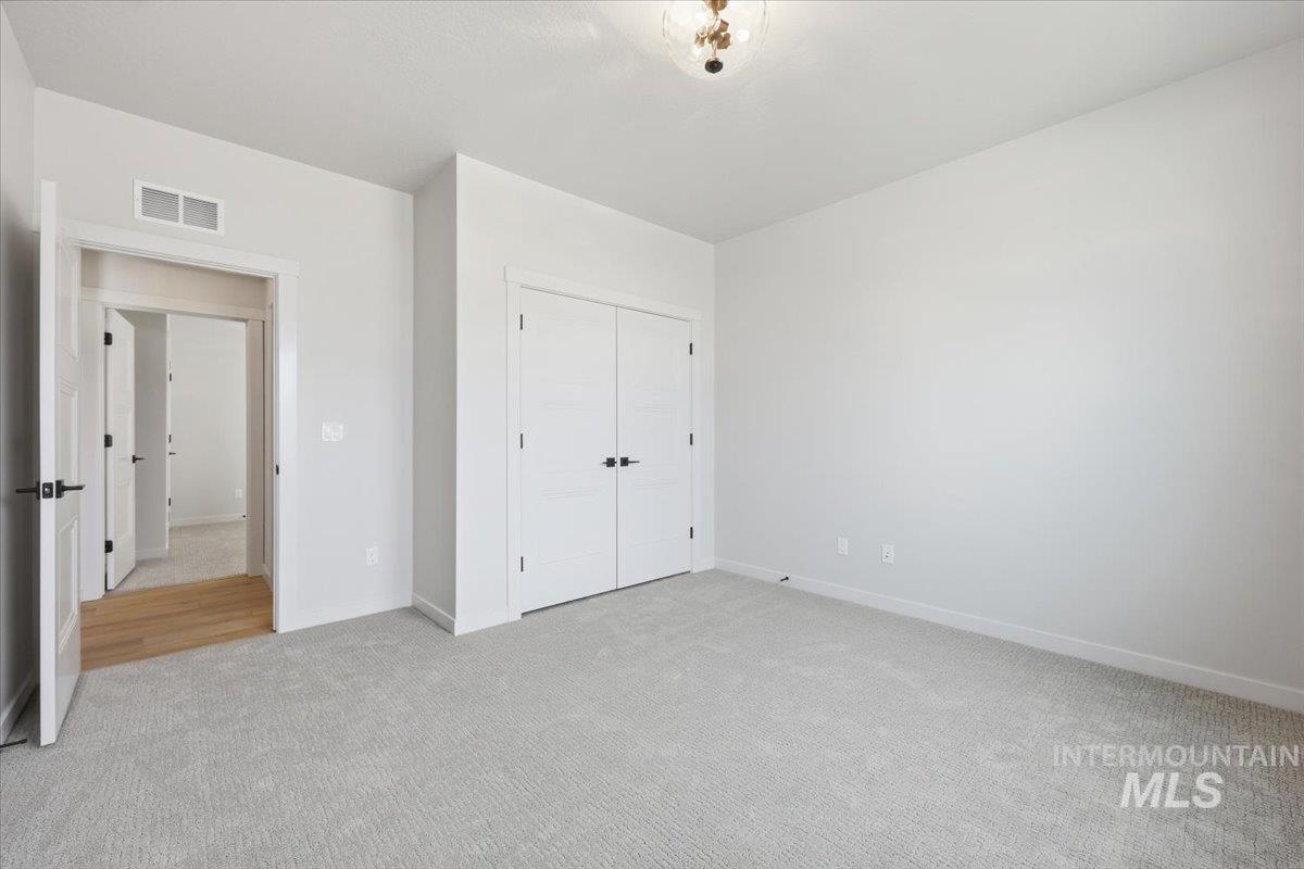 1004 Whitewater Way, Emmett, Idaho 83617, 4 Bedrooms, 3 Bathrooms, Residential For Sale, Price $558,750, 98980067