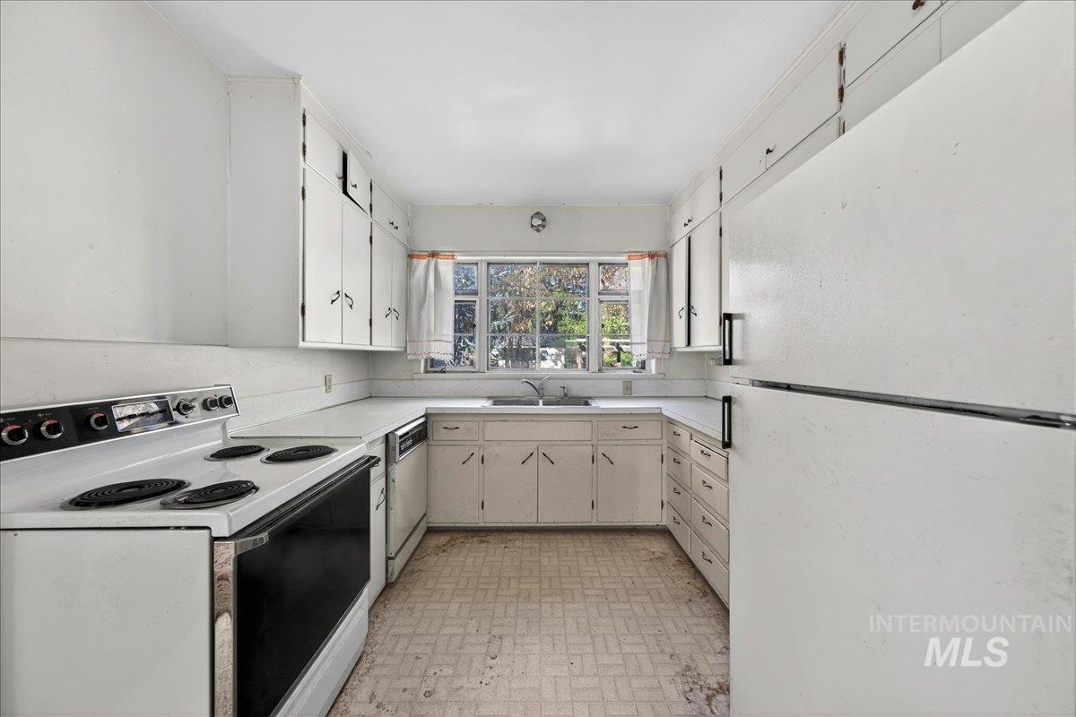 1309 S Shoshone St, Boise, Idaho 83705, 3 Bedrooms, 1 Bathroom, Residential For Sale, Price $399,900, 98980068