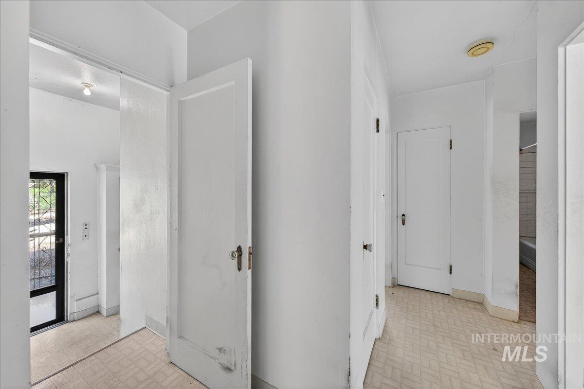 1309 S Shoshone St, Boise, Idaho 83705, 3 Bedrooms, 1 Bathroom, Residential For Sale, Price $399,900, 98980068