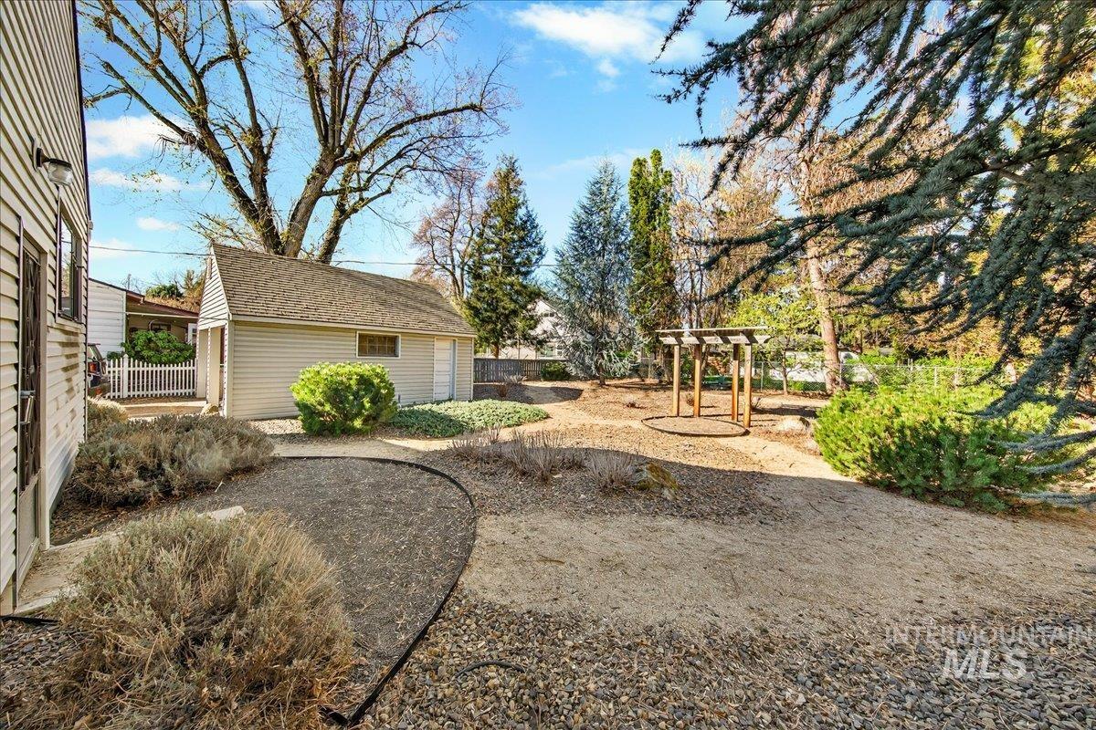 1309 S Shoshone St, Boise, Idaho 83705, 3 Bedrooms, 1 Bathroom, Residential For Sale, Price $399,900, 98980068