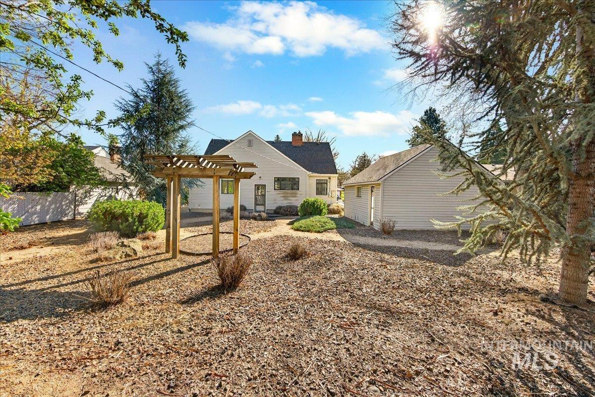 1309 S Shoshone St, Boise, Idaho 83705, 3 Bedrooms, 1 Bathroom, Residential For Sale, Price $399,900, 98980068