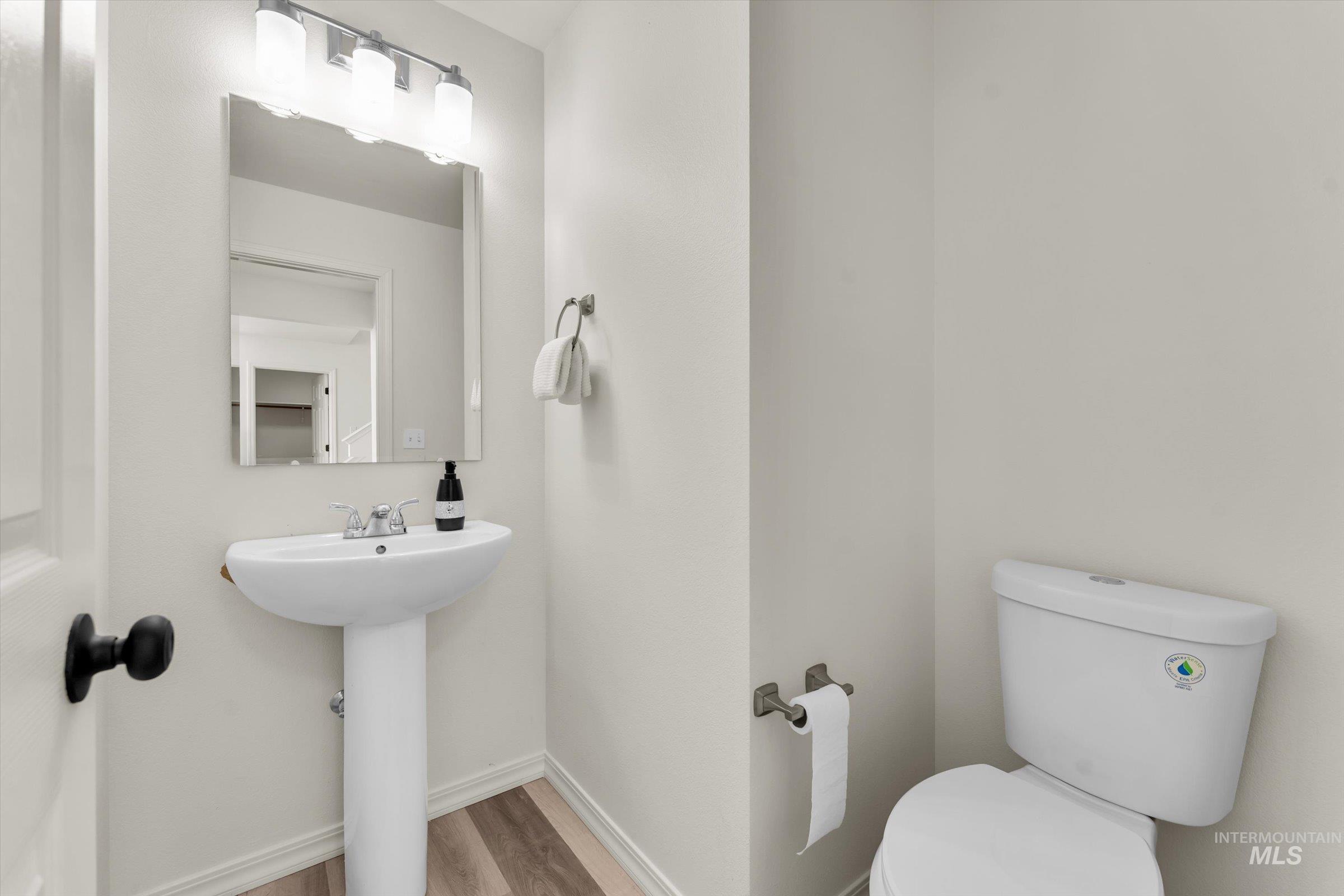 5602 Barkley Way, Caldwell, Idaho 83607, 5 Bedrooms, 2.5 Bathrooms, Residential For Sale, Price $465,000, 98980069