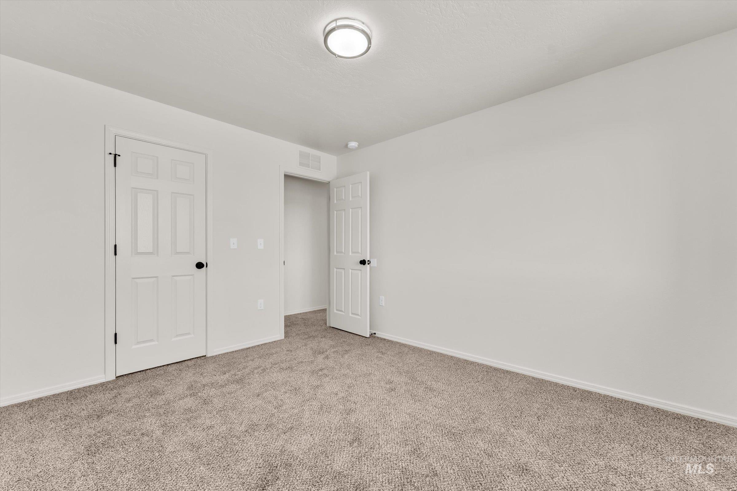 5602 Barkley Way, Caldwell, Idaho 83607, 5 Bedrooms, 2.5 Bathrooms, Residential For Sale, Price $465,000, 98980069