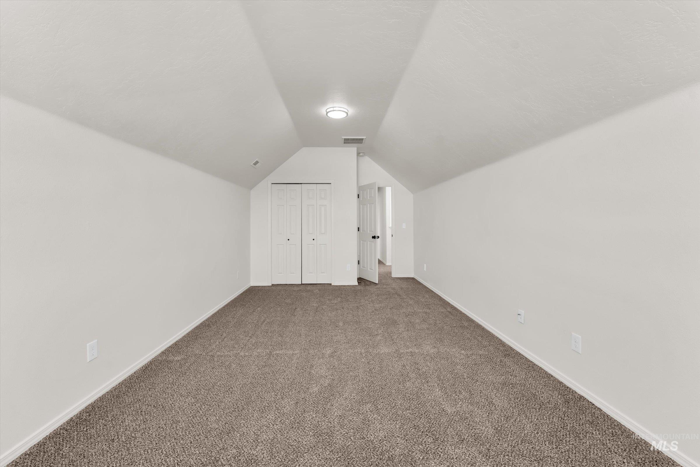 5602 Barkley Way, Caldwell, Idaho 83607, 5 Bedrooms, 2.5 Bathrooms, Residential For Sale, Price $465,000, 98980069