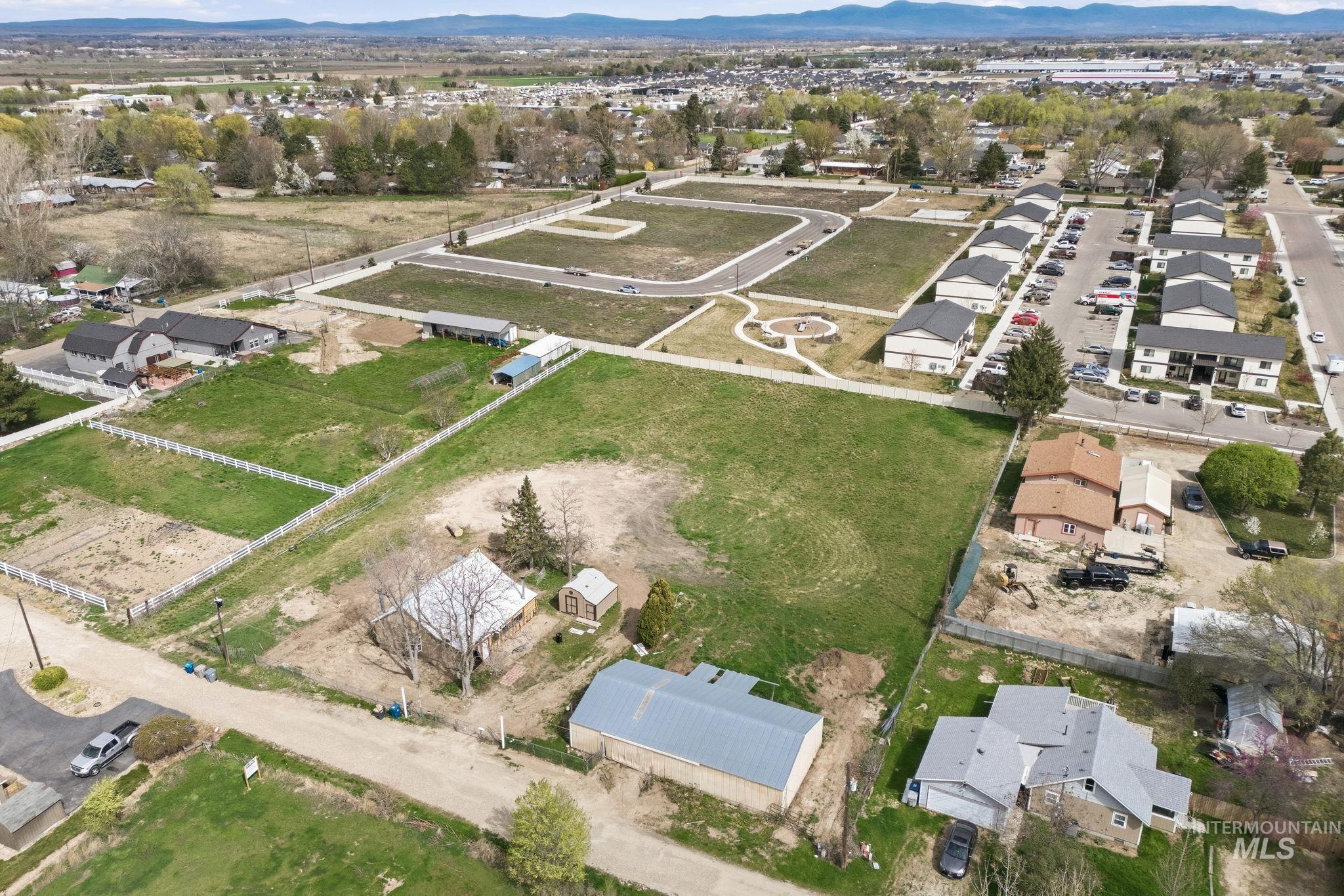 403 Hill Ln, Caldwell, Idaho 83605-0993, Land For Sale, Price $1,700,000, 98980078