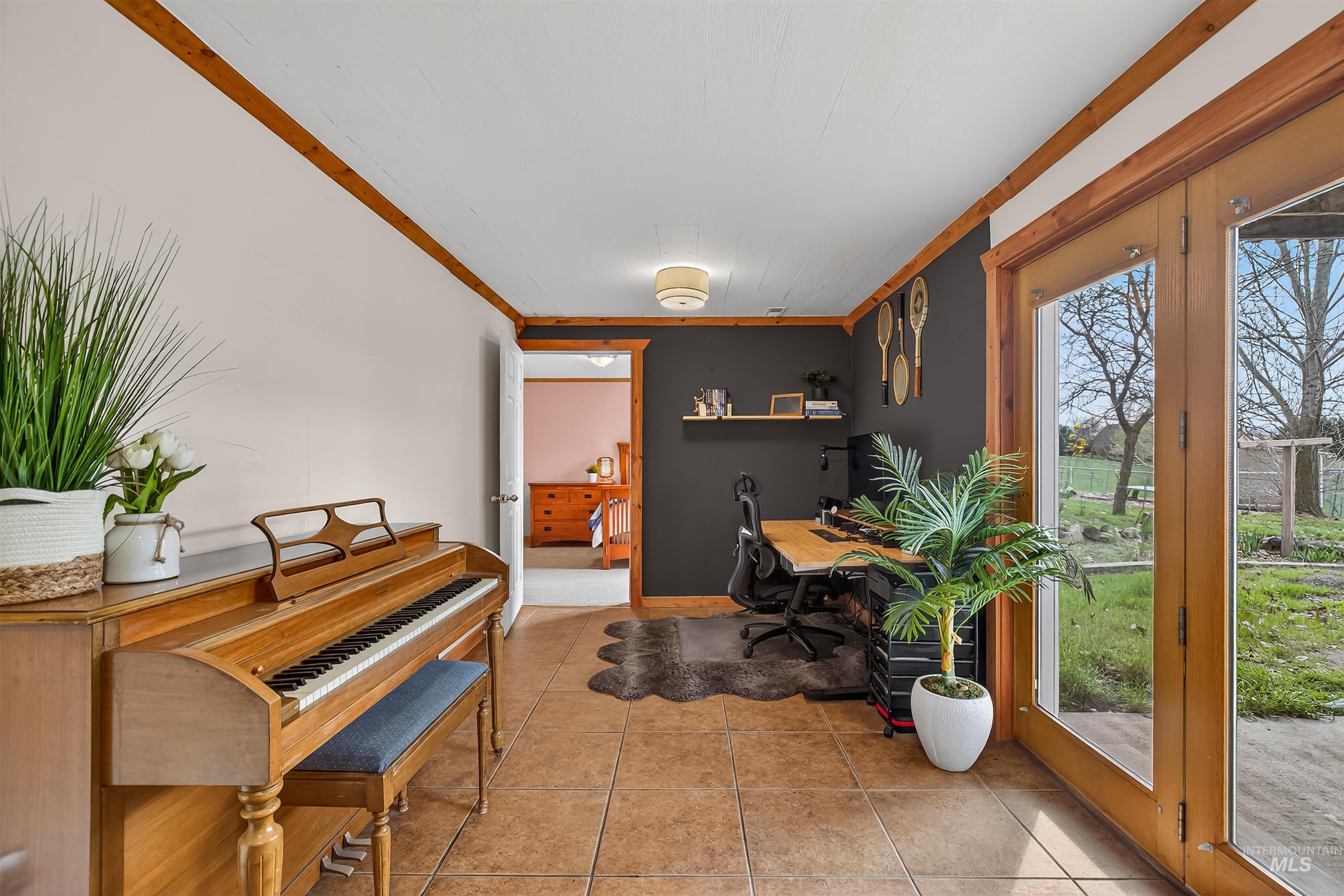 6598 Cougar Ridge Road, Lewiston, Idaho 83501, 4 Bedrooms, 3 Bathrooms, Residential For Sale, Price $689,000,MLS 98980081