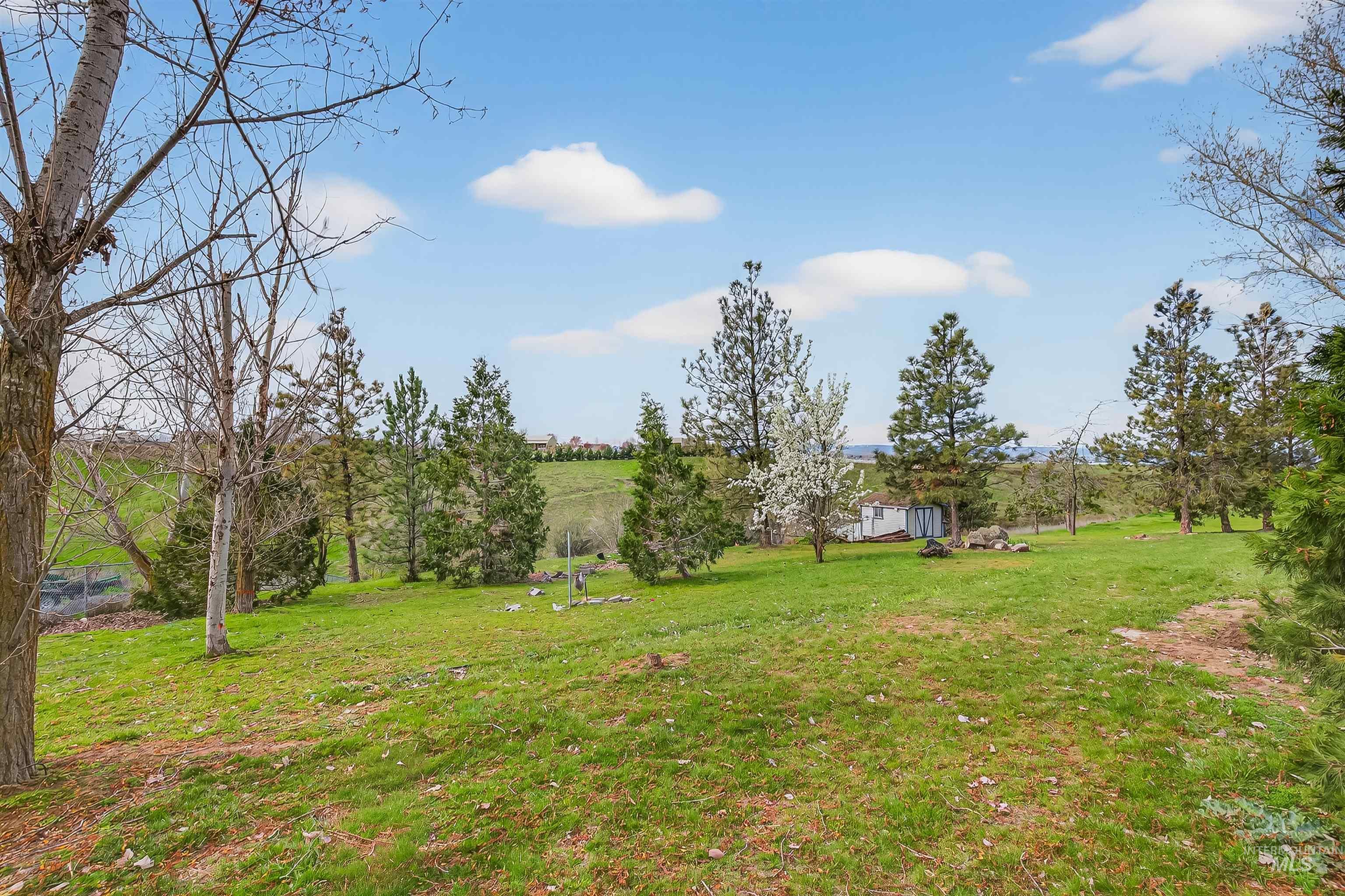 6598 Cougar Ridge Road, Lewiston, Idaho 83501, 4 Bedrooms, 3 Bathrooms, Residential For Sale, Price $689,000,MLS 98980081