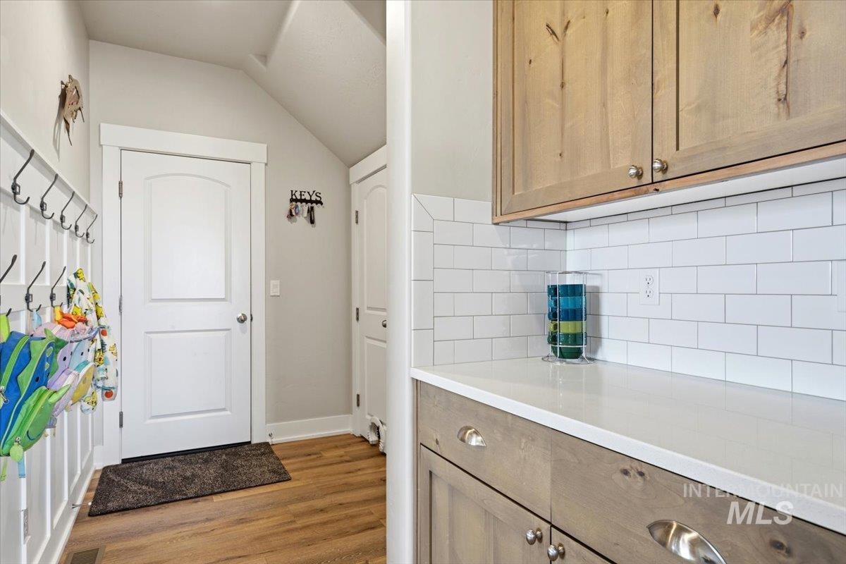 1282 Cimarron Court, Middleton, Idaho 83644, 5 Bedrooms, 3 Bathrooms, Residential For Sale, Price $959,000,MLS 98980082