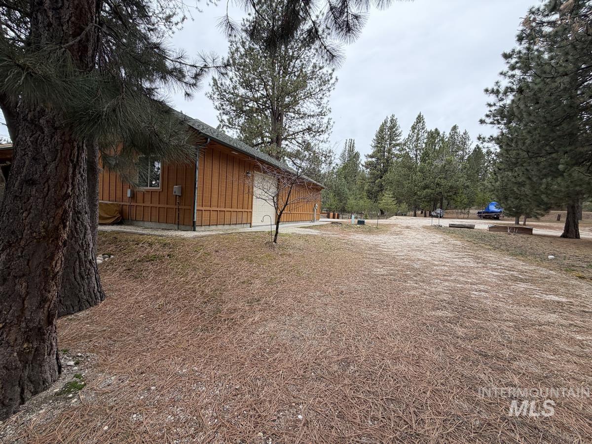7 Carey Way, Cascade, Idaho 83611, 2 Bedrooms, 2 Bathrooms, Residential For Sale, Price $764,900, 98980085