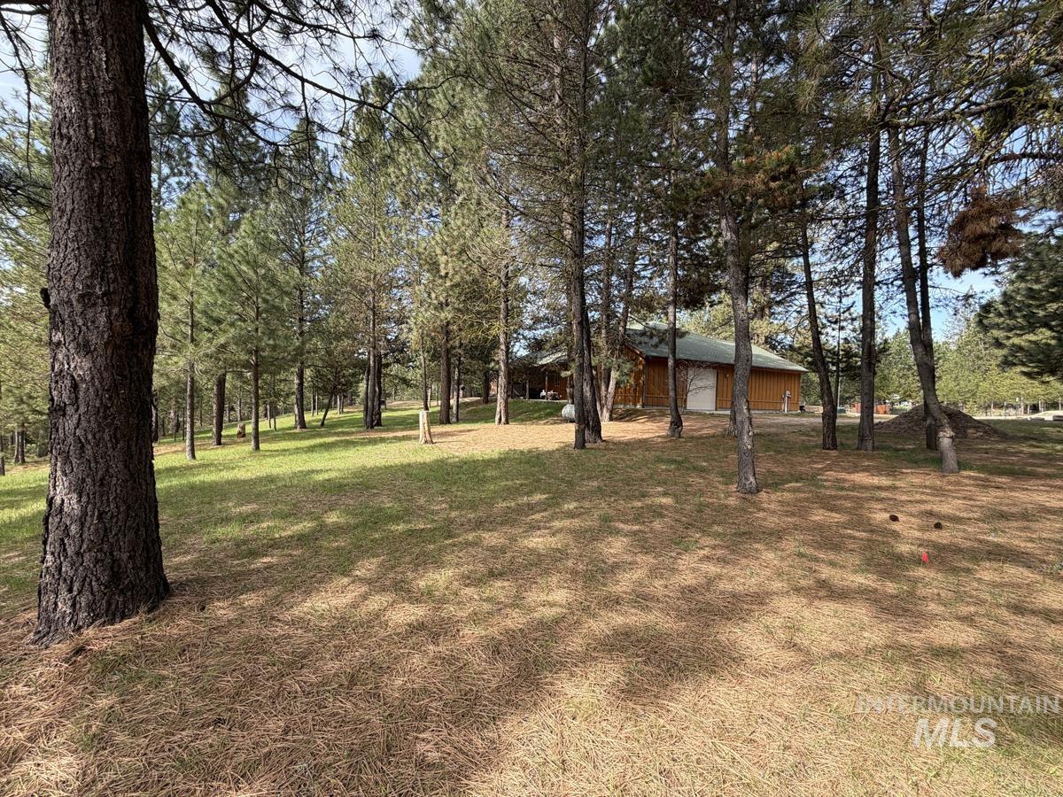 7 Carey Way, Cascade, Idaho 83611, 2 Bedrooms, 2 Bathrooms, Residential For Sale, Price $764,900,MLS 98980085