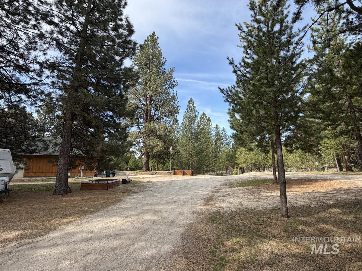 7 Carey Way, Cascade, Idaho 83611, 2 Bedrooms, 2 Bathrooms, Residential For Sale, Price $764,900,MLS 98980085