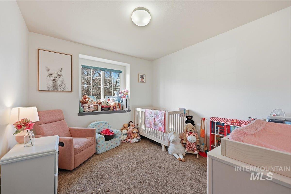 1378 N Trail Creek Way, Eagle, Idaho 83616, 3 Bedrooms, 2 Bathrooms, Residential For Sale, Price $499,000,MLS 98980092