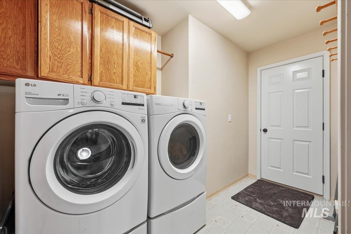 1378 N Trail Creek Way, Eagle, Idaho 83616, 3 Bedrooms, 2 Bathrooms, Residential For Sale, Price $499,000,MLS 98980092