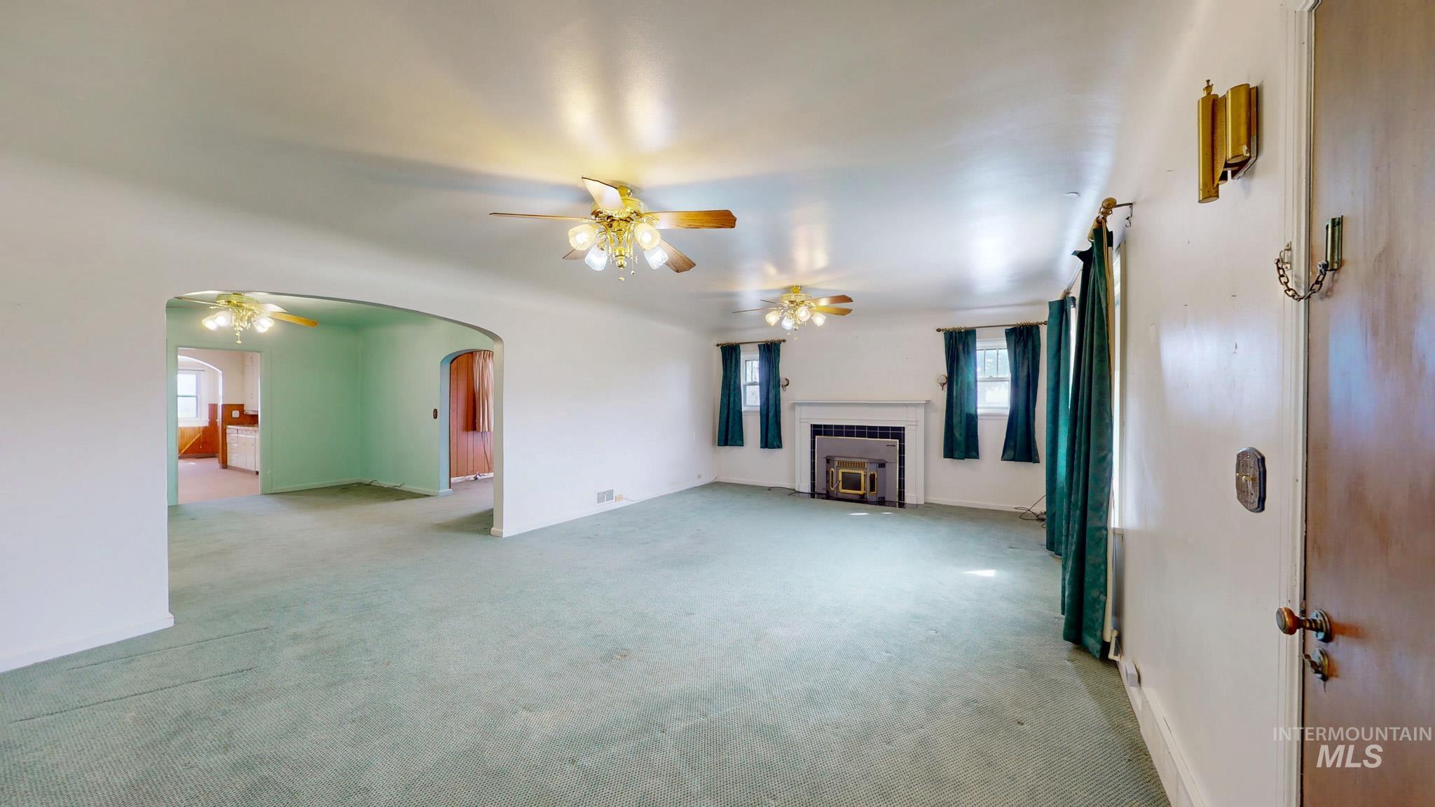 2088 E 3700 N, Filer, Idaho 83328, 3 Bedrooms, 1 Bathroom, Residential For Sale, Price $575,000,MLS 98980094