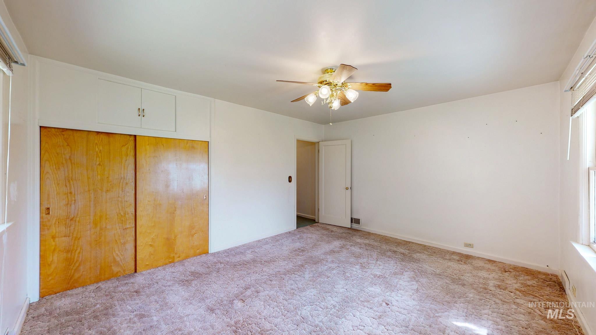 2088 E 3700 N, Filer, Idaho 83328, 3 Bedrooms, 1 Bathroom, Residential For Sale, Price $575,000,MLS 98980094