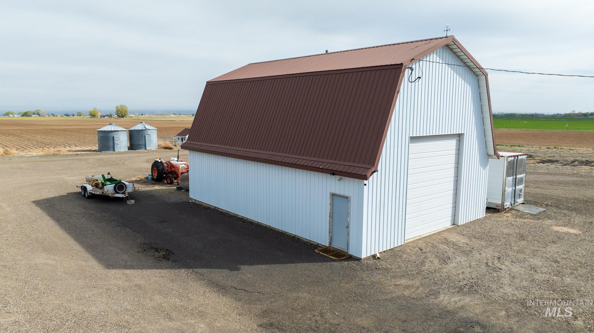 2088 E 3700 N, Filer, Idaho 83328, 3 Bedrooms, 1 Bathroom, Residential For Sale, Price $575,000,MLS 98980094