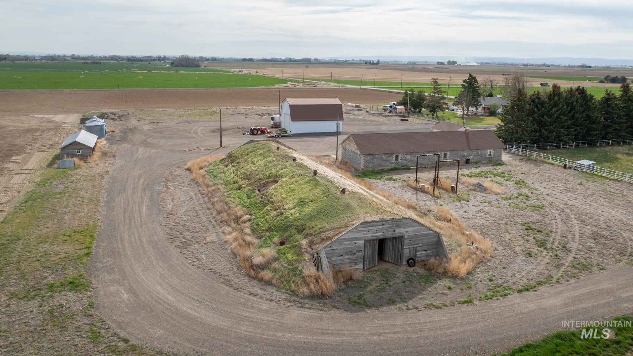 2088 E 3700 N, Filer, Idaho 83328, 3 Bedrooms, 1 Bathroom, Residential For Sale, Price $575,000,MLS 98980094