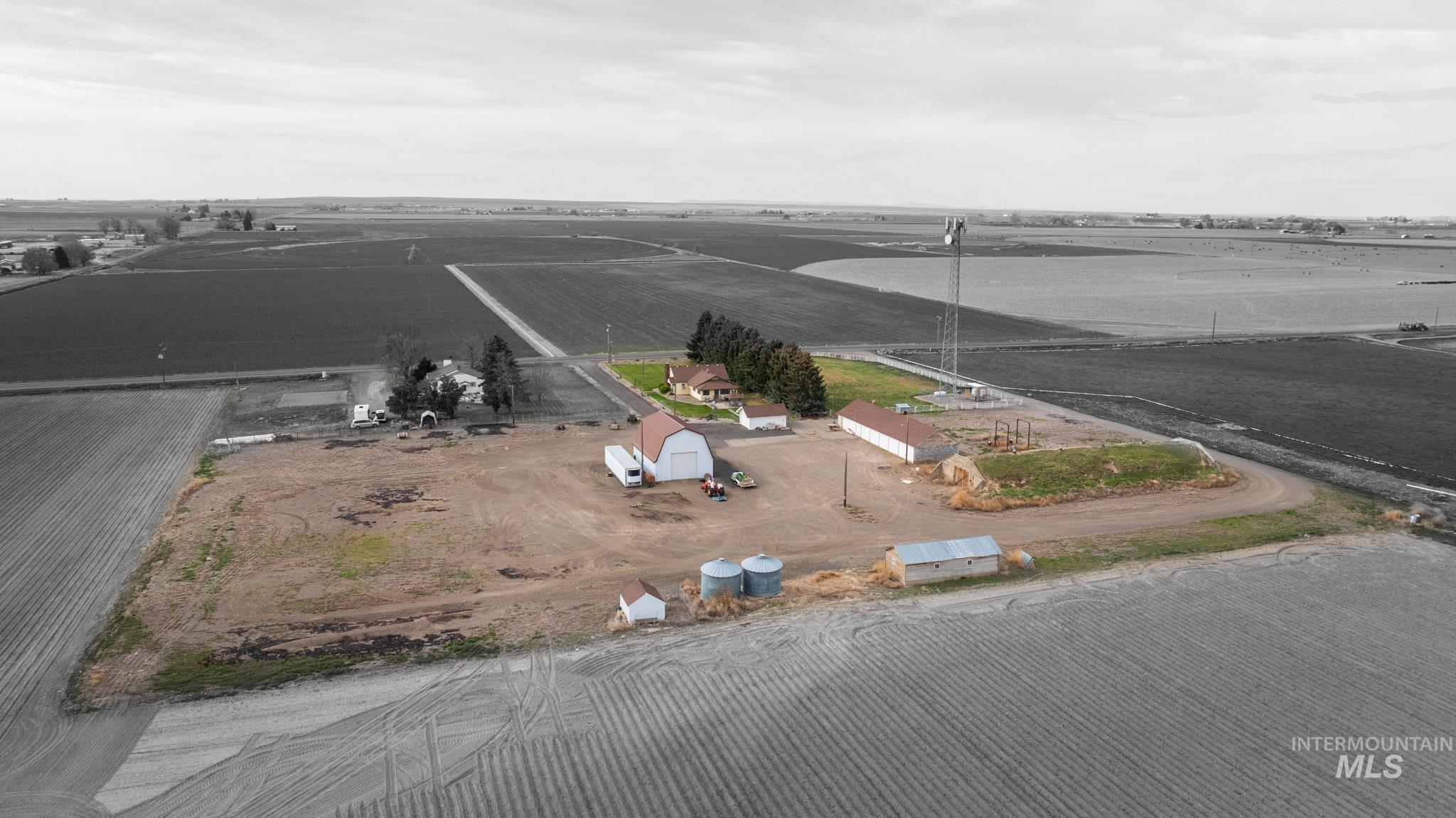 2088 E 3700 N, Filer, Idaho 83328, 3 Bedrooms, 1 Bathroom, Residential For Sale, Price $575,000,MLS 98980094