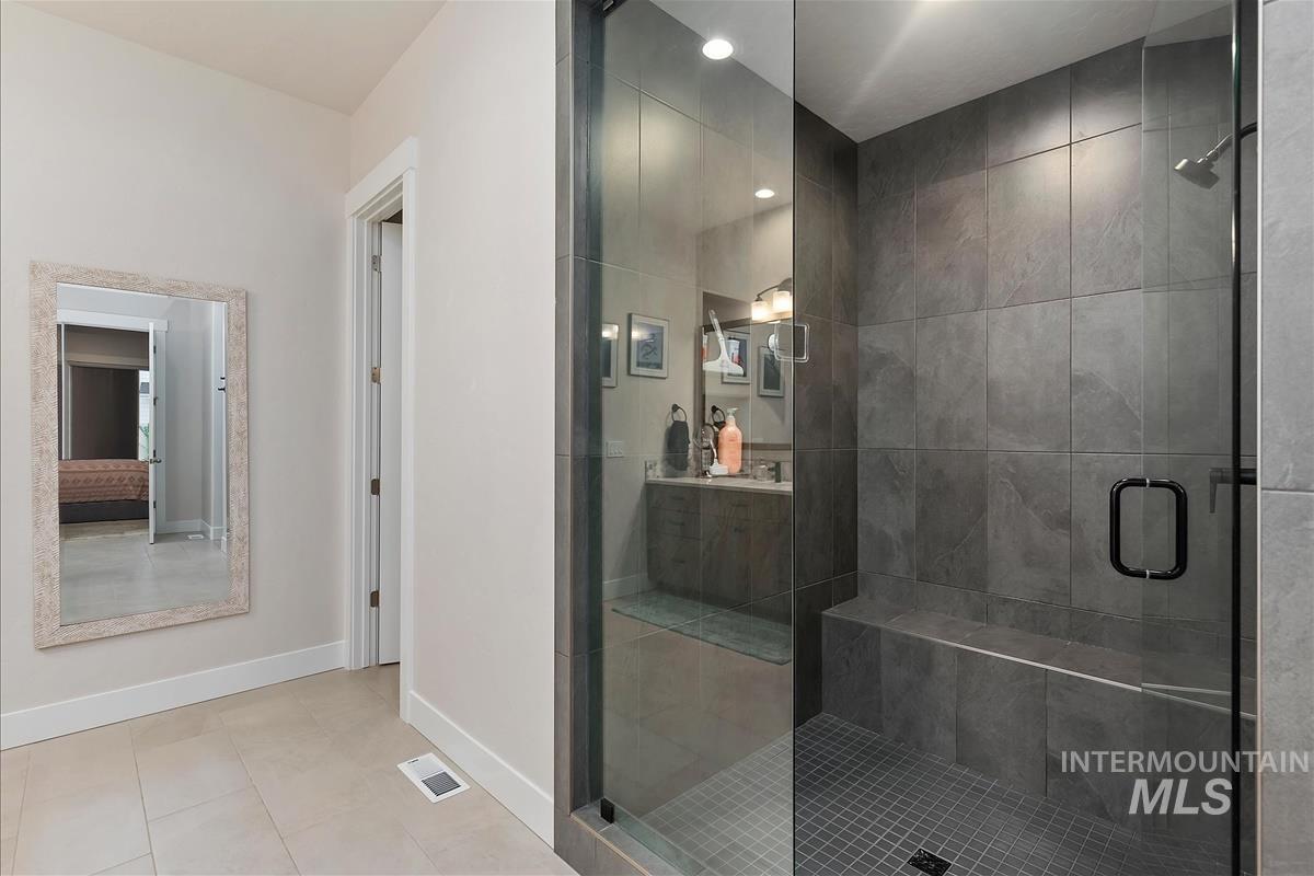 3413 N Hosta Ave, Star, Idaho 83669, 3 Bedrooms, 2.5 Bathrooms, Residential For Sale, Price $734,900,MLS 98980098