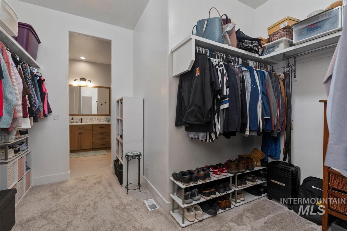 3413 N Hosta Ave, Star, Idaho 83669, 3 Bedrooms, 2.5 Bathrooms, Residential For Sale, Price $734,900,MLS 98980098