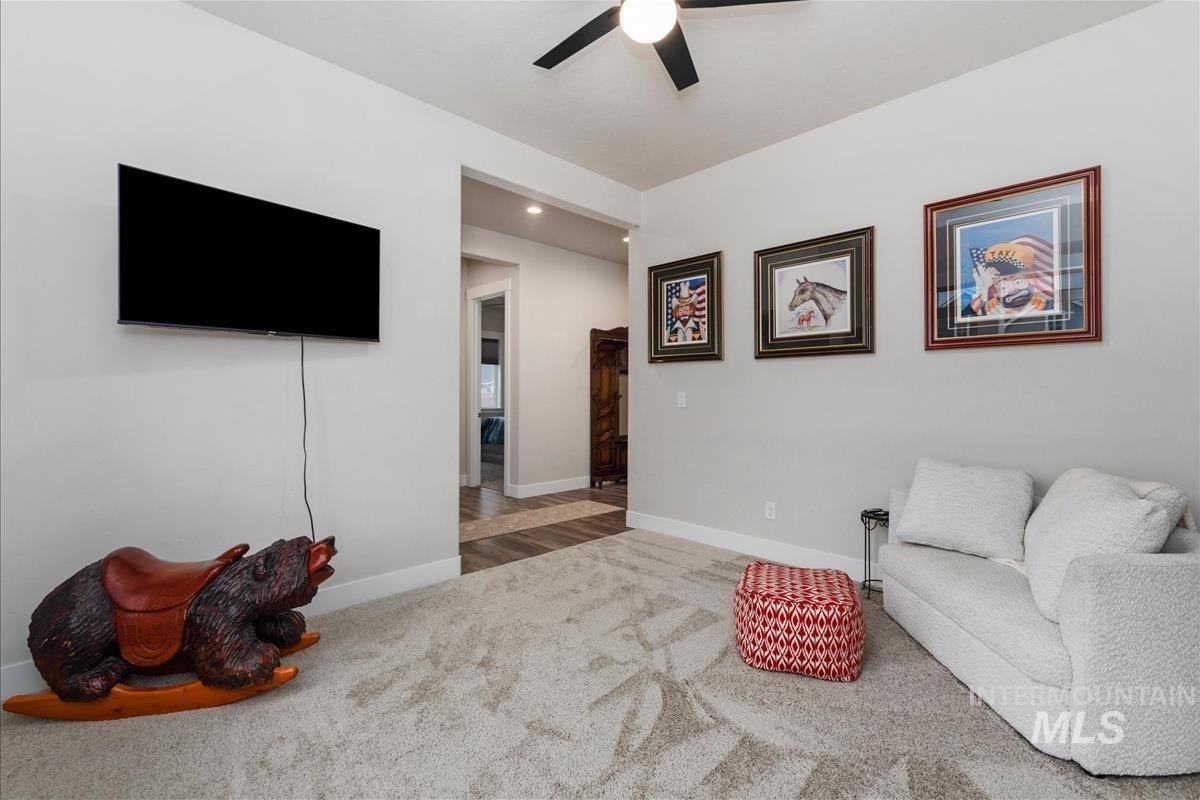 3413 N Hosta Ave, Star, Idaho 83669, 3 Bedrooms, 2.5 Bathrooms, Residential For Sale, Price $734,900,MLS 98980098