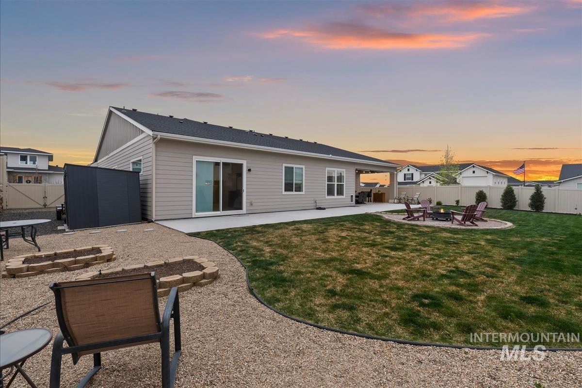 3413 N Hosta Ave, Star, Idaho 83669, 3 Bedrooms, 2.5 Bathrooms, Residential For Sale, Price $734,900,MLS 98980098