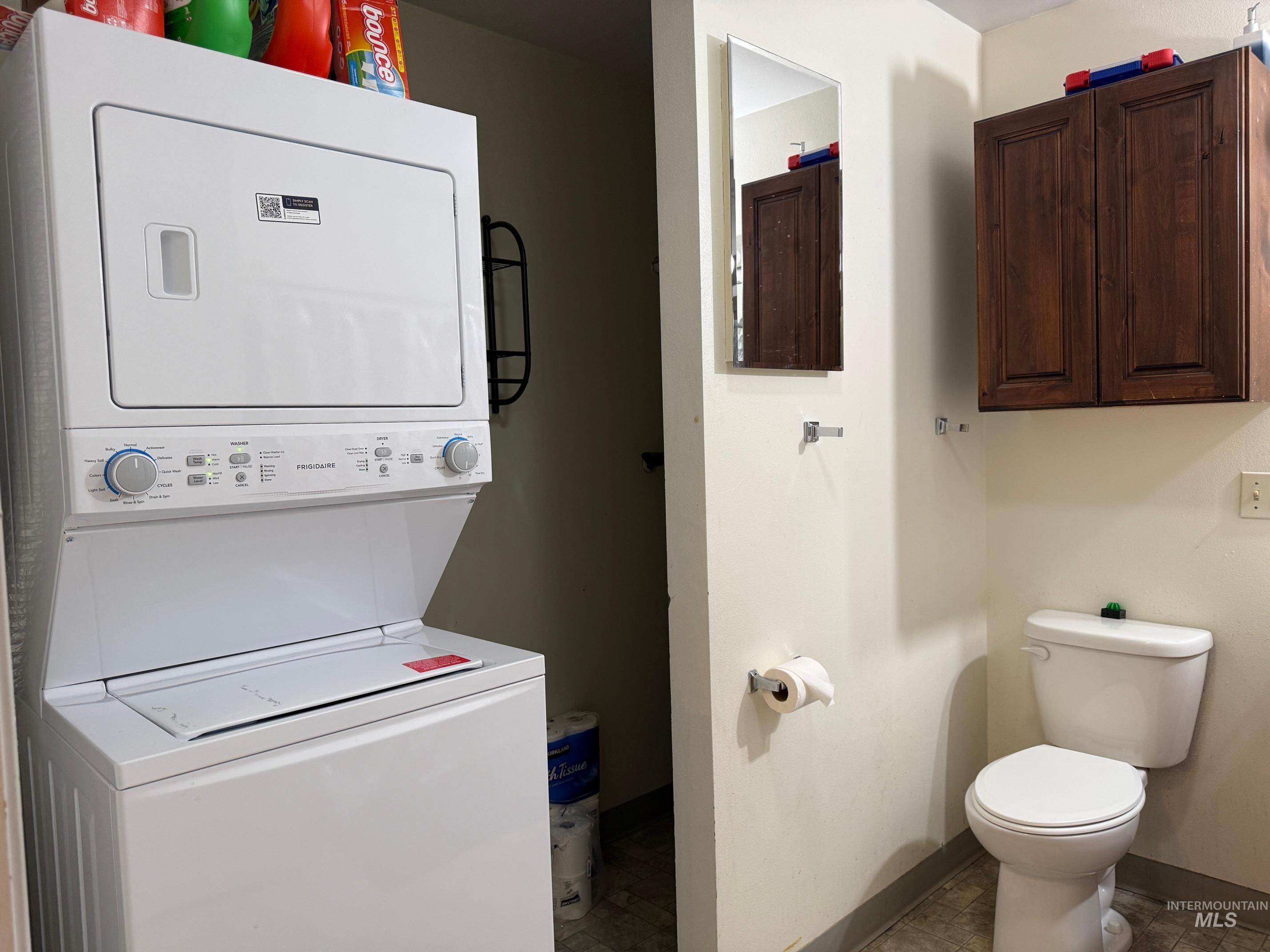 1459 Northwood, Moscow, Idaho 83843, 3 Bedrooms, 2 Bathrooms, Residential For Sale, Price $218,000,MLS 98980099