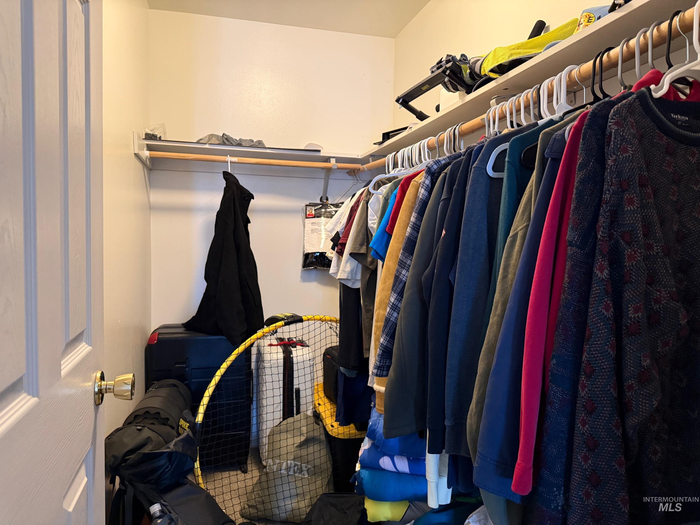 1459 Northwood, Moscow, Idaho 83843, 3 Bedrooms, 2 Bathrooms, Residential For Sale, Price $218,000,MLS 98980099