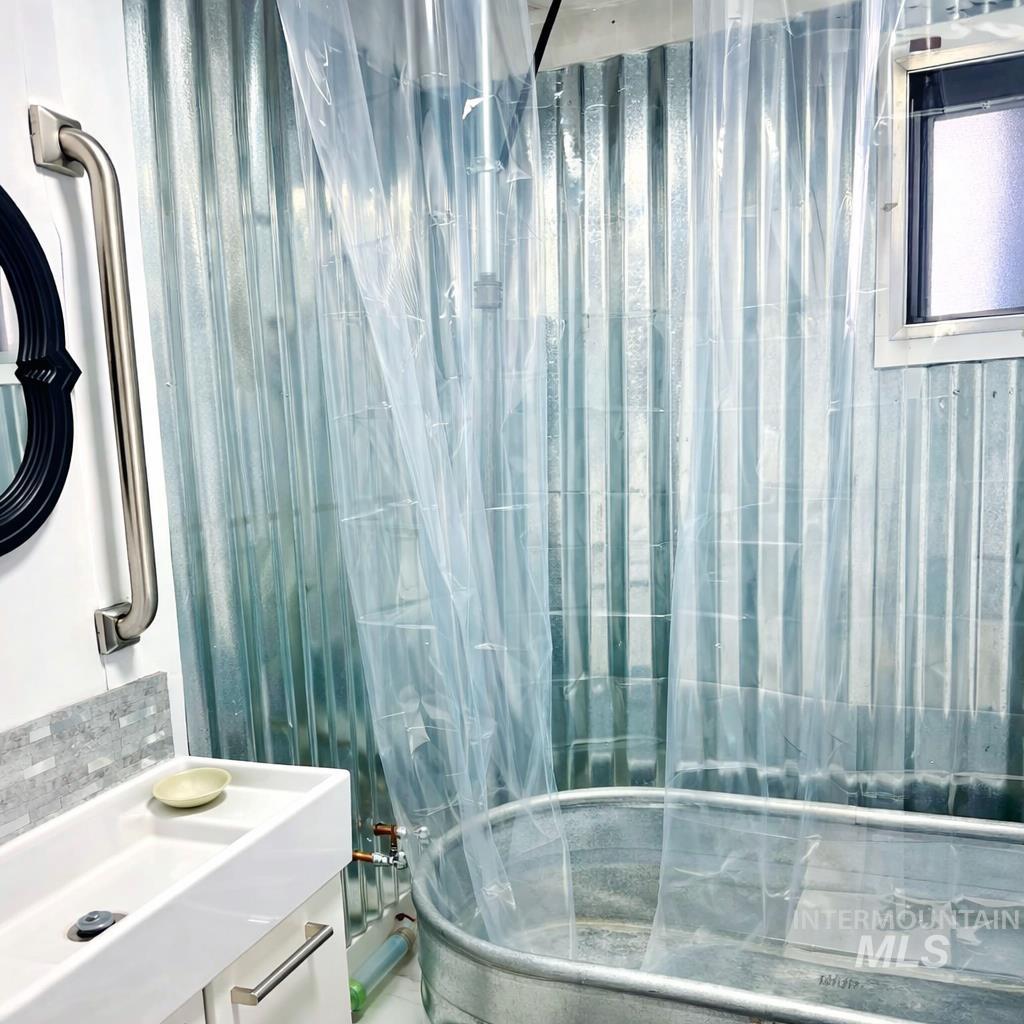 1309 Laurel Drive, Cascade, Idaho 83611, 1 Bedroom, 1 Bathroom, Residential For Sale, Price $360,000,MLS 98980104