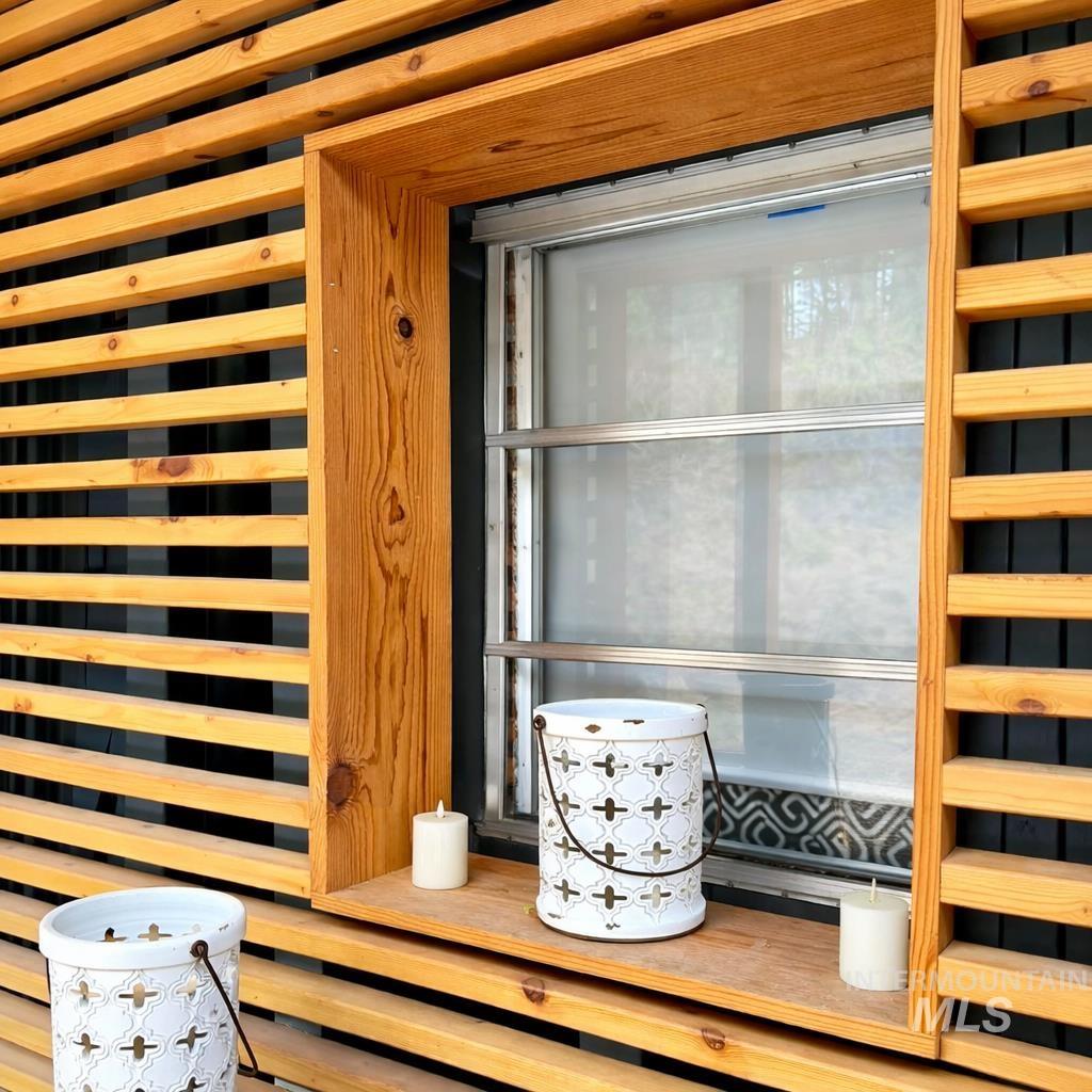 1309 Laurel Drive, Cascade, Idaho 83611, 1 Bedroom, 1 Bathroom, Residential For Sale, Price $360,000,MLS 98980104