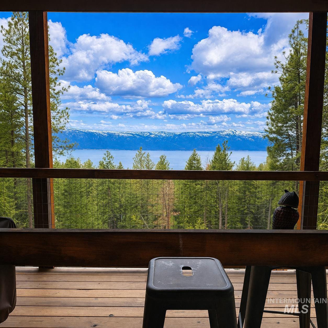 1309 Laurel Drive, Cascade, Idaho 83611, 1 Bedroom, 1 Bathroom, Residential For Sale, Price $360,000,MLS 98980104