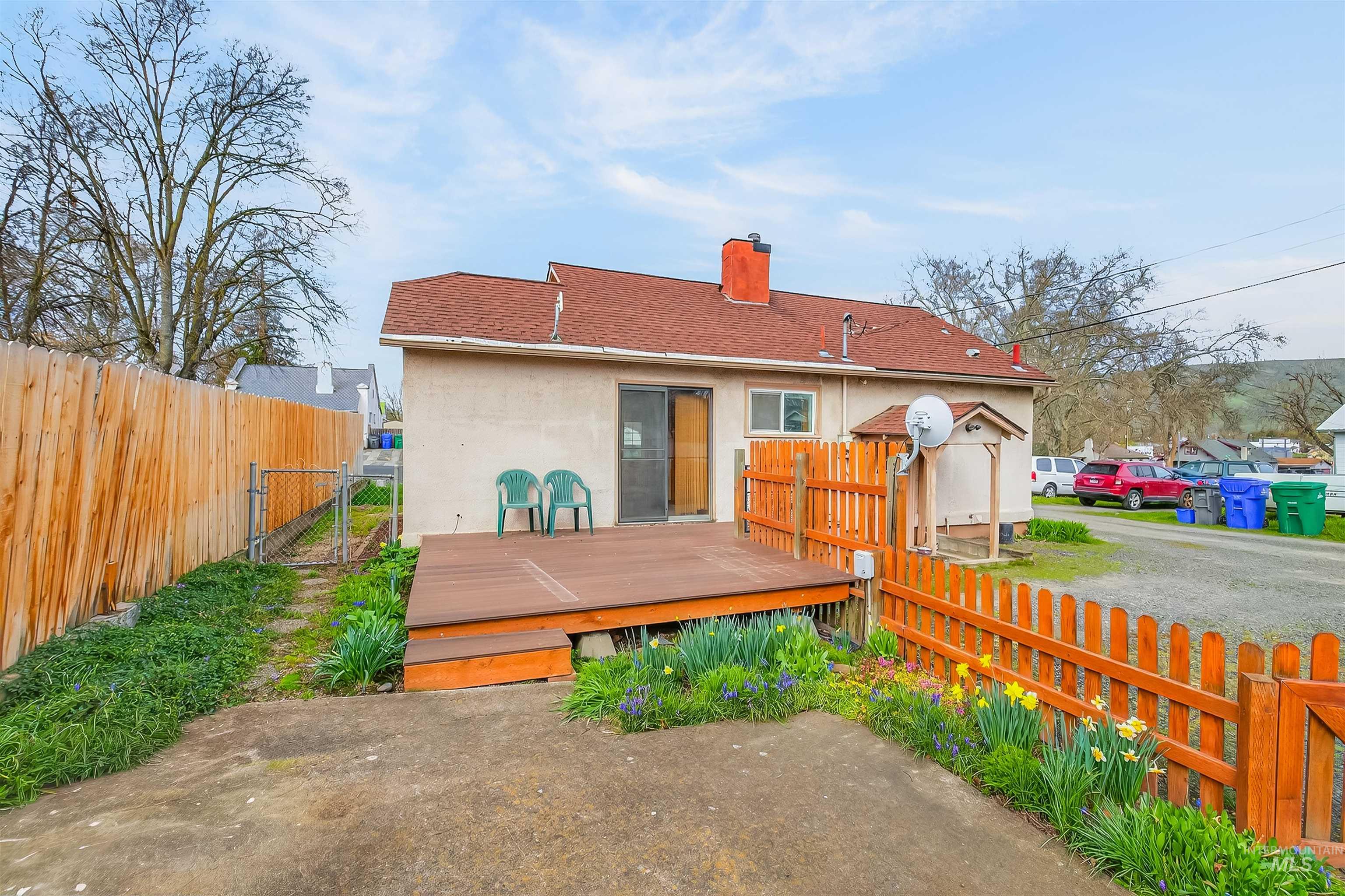 1317 15th Street, Lewiston, Idaho 83501, 2 Bedrooms, 1 Bathroom, Residential For Sale, Price $269,000,MLS 98980106