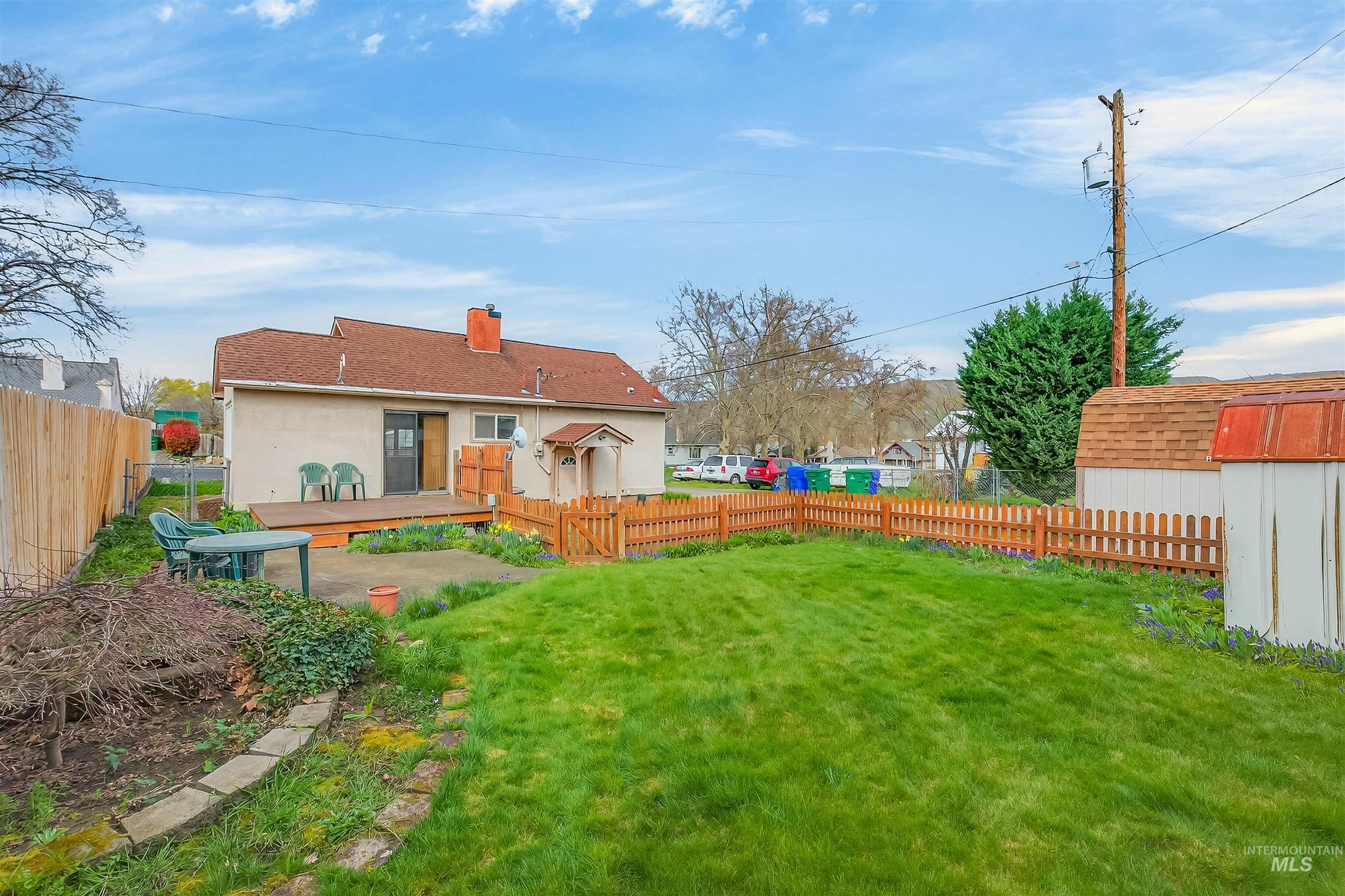 1317 15th Street, Lewiston, Idaho 83501, 2 Bedrooms, 1 Bathroom, Residential For Sale, Price $269,000,MLS 98980106