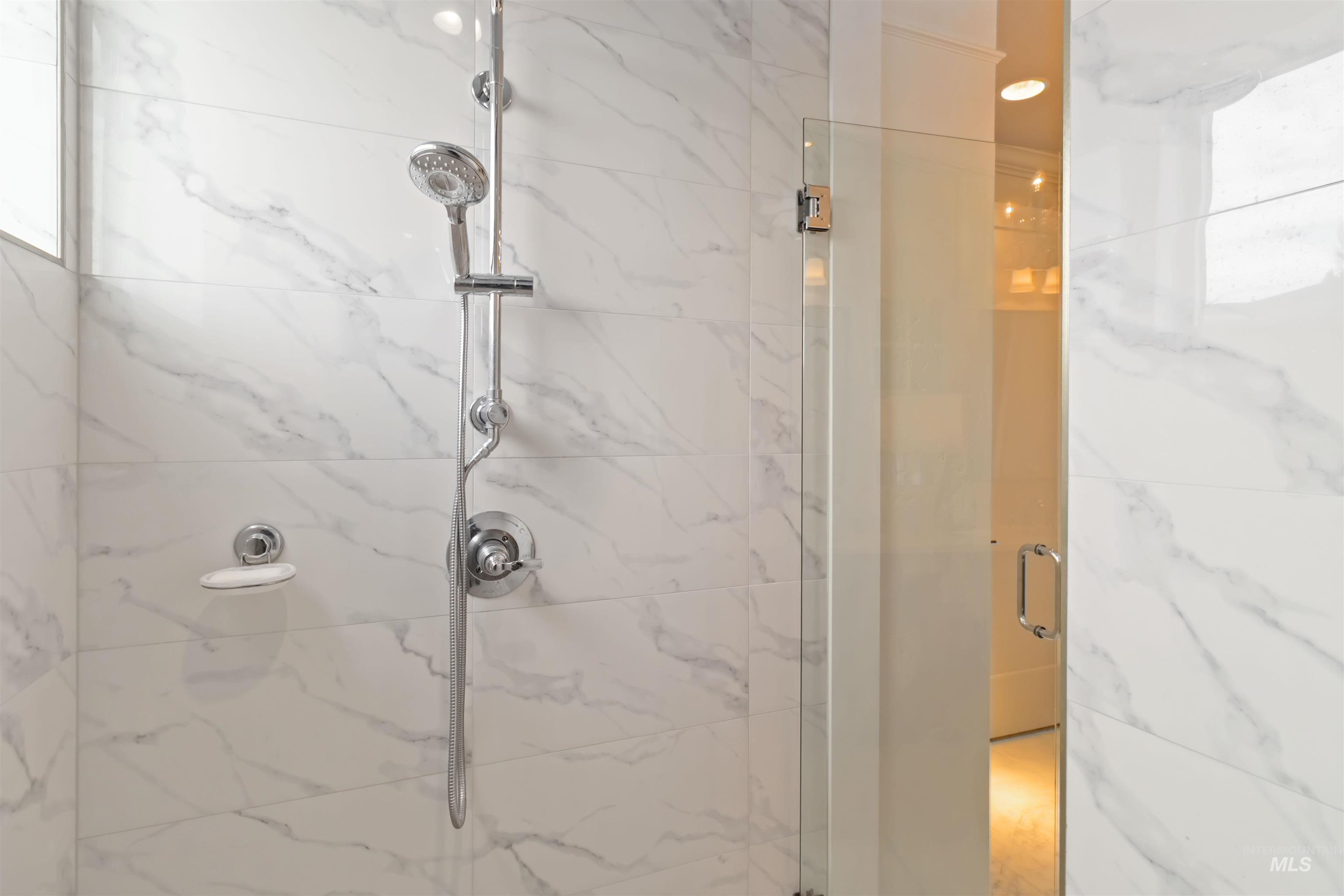 3193 S Sedgebrook Lane, Eagle, Idaho 83616, 3 Bedrooms, 2.5 Bathrooms, Residential For Sale, Price $777,000, 98980107