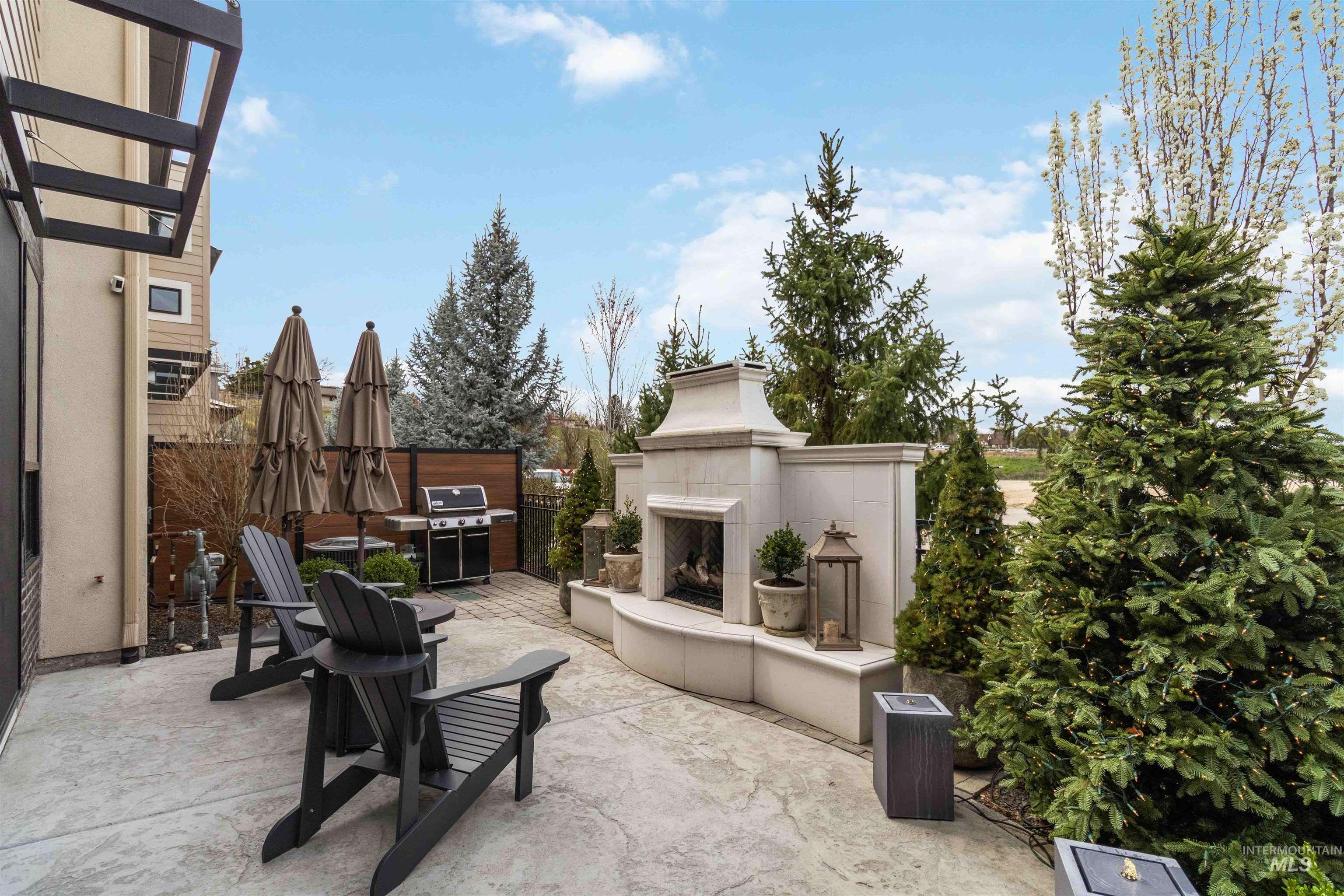 3193 S Sedgebrook Lane, Eagle, Idaho 83616, 3 Bedrooms, 2.5 Bathrooms, Residential For Sale, Price $799,990,MLS 98980107