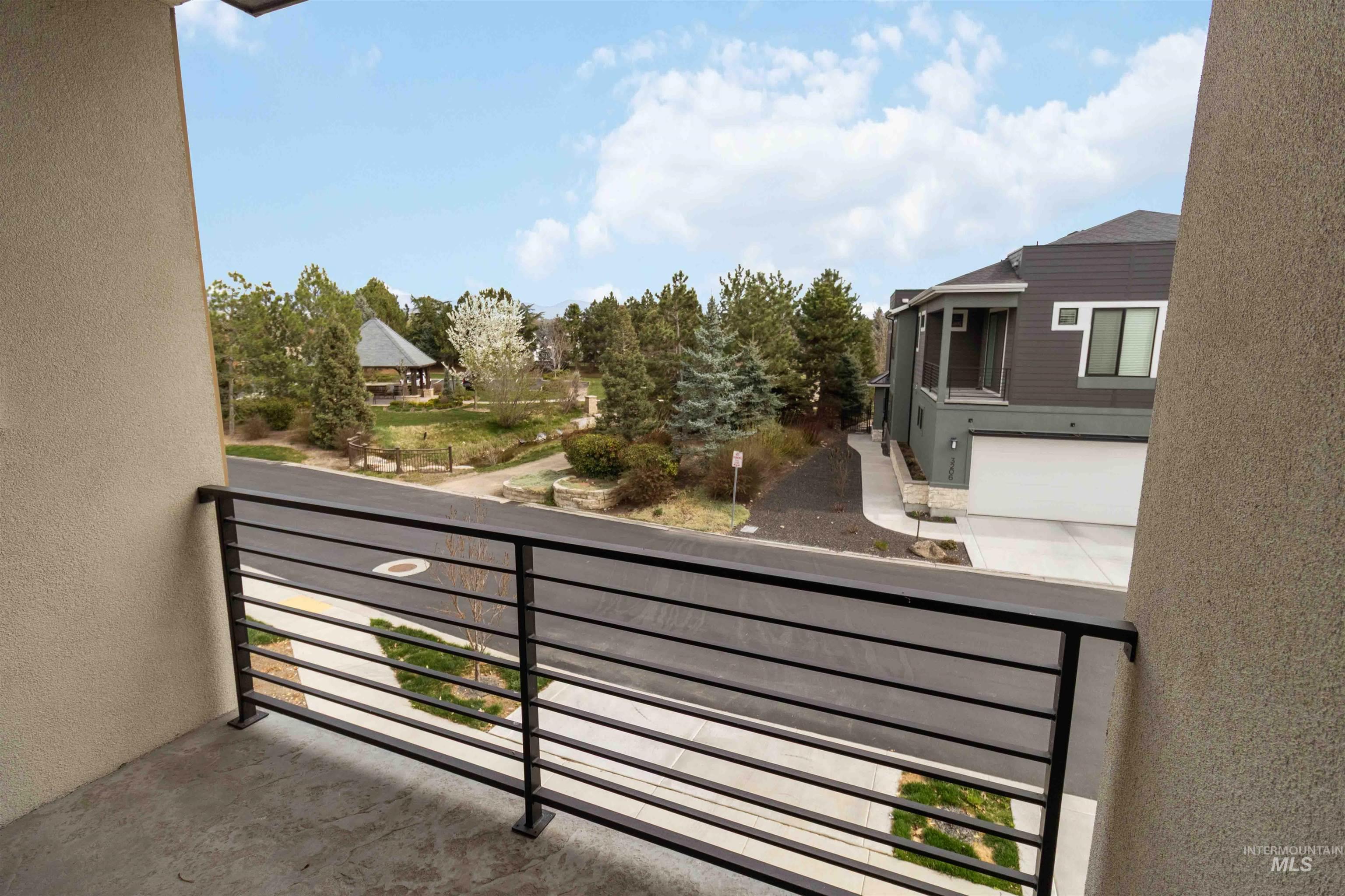3193 S Sedgebrook Lane, Eagle, Idaho 83616, 3 Bedrooms, 2.5 Bathrooms, Residential For Sale, Price $747,000, 98980107
