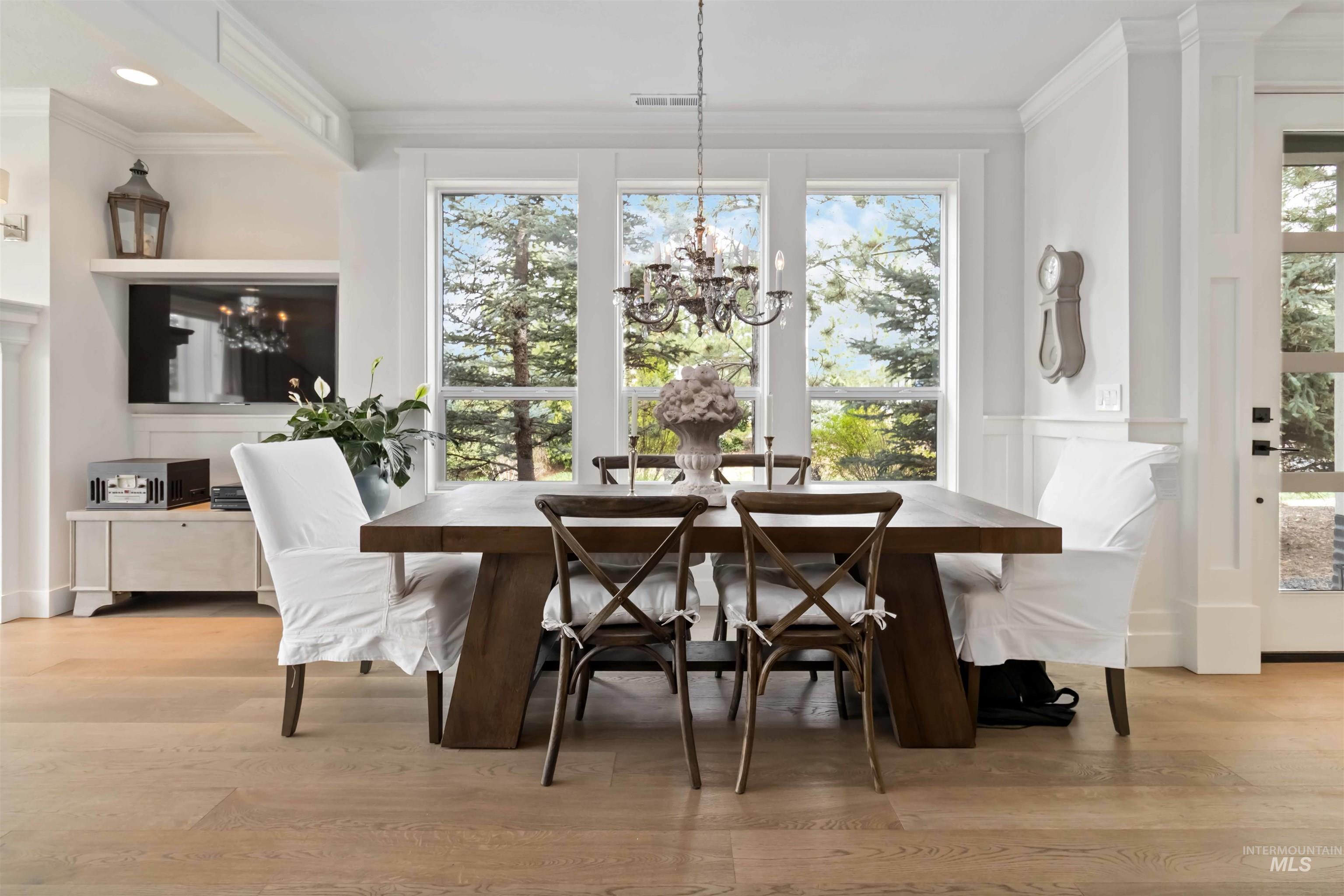 3193 S Sedgebrook Lane, Eagle, Idaho 83616, 3 Bedrooms, 2.5 Bathrooms, Residential For Sale, Price $799,990,MLS 98980107