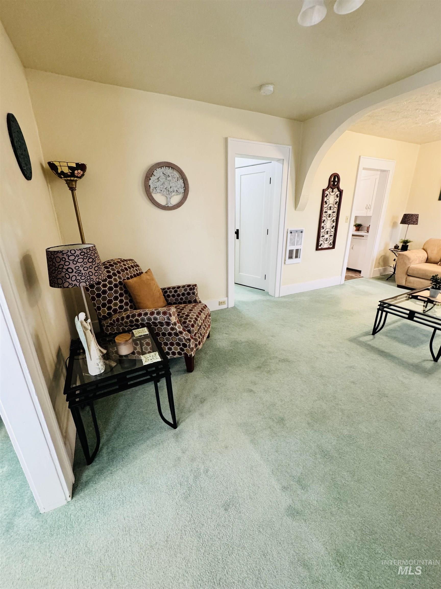 1001 E St, Rupert, Idaho 83350-0000, 2 Bedrooms, 1 Bathroom, Residential For Sale, Price $229,900,MLS 98980109