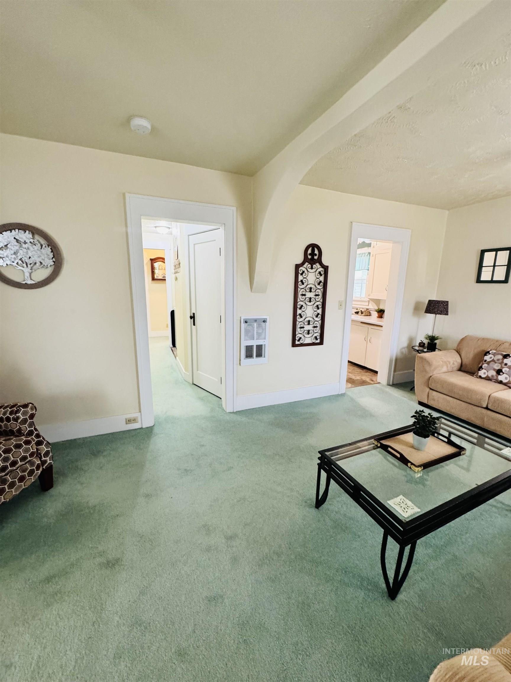 1001 E St, Rupert, Idaho 83350-0000, 2 Bedrooms, 1 Bathroom, Residential For Sale, Price $229,900,MLS 98980109