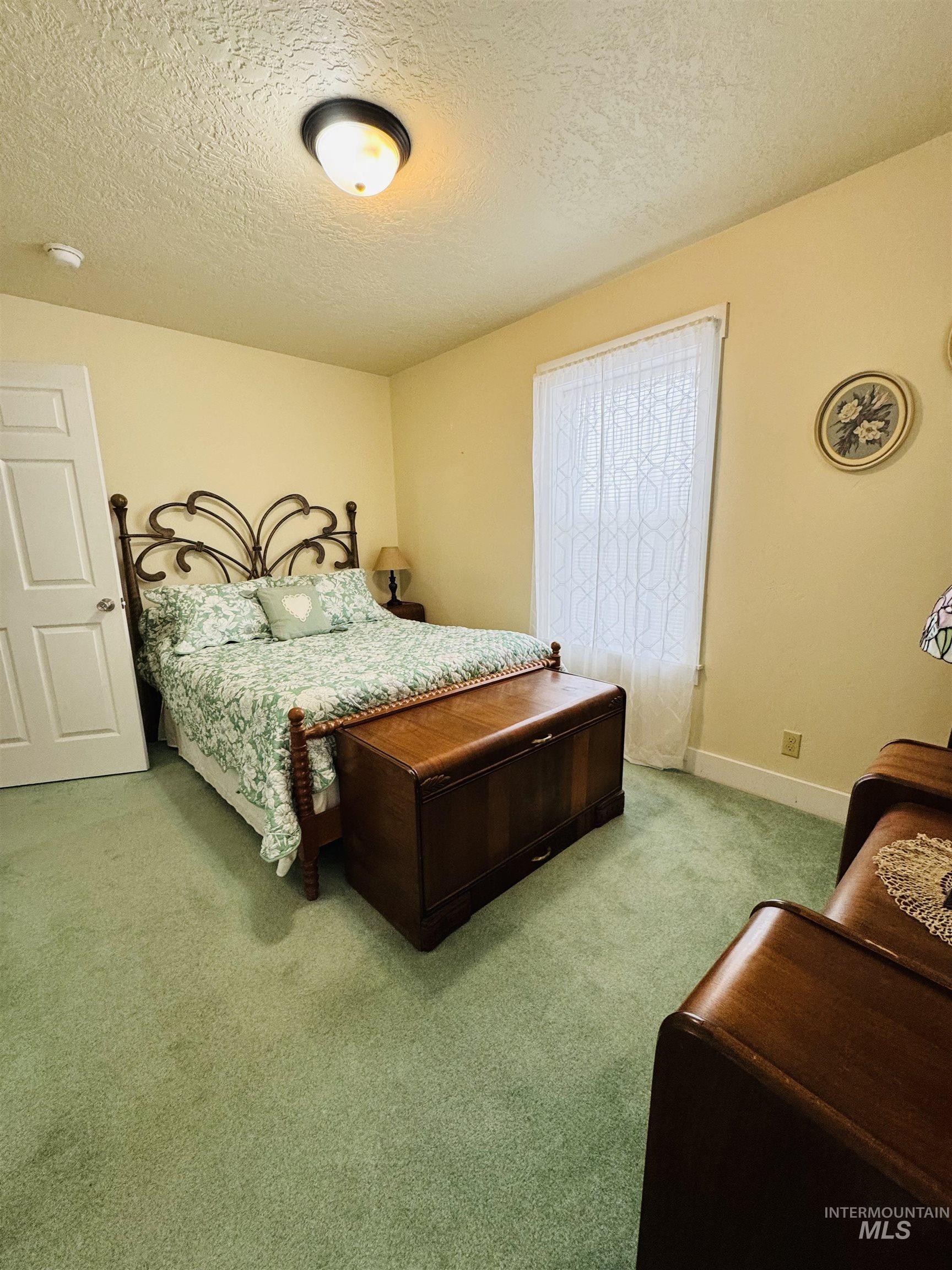 1001 E St, Rupert, Idaho 83350-0000, 2 Bedrooms, 1 Bathroom, Residential For Sale, Price $229,900,MLS 98980109