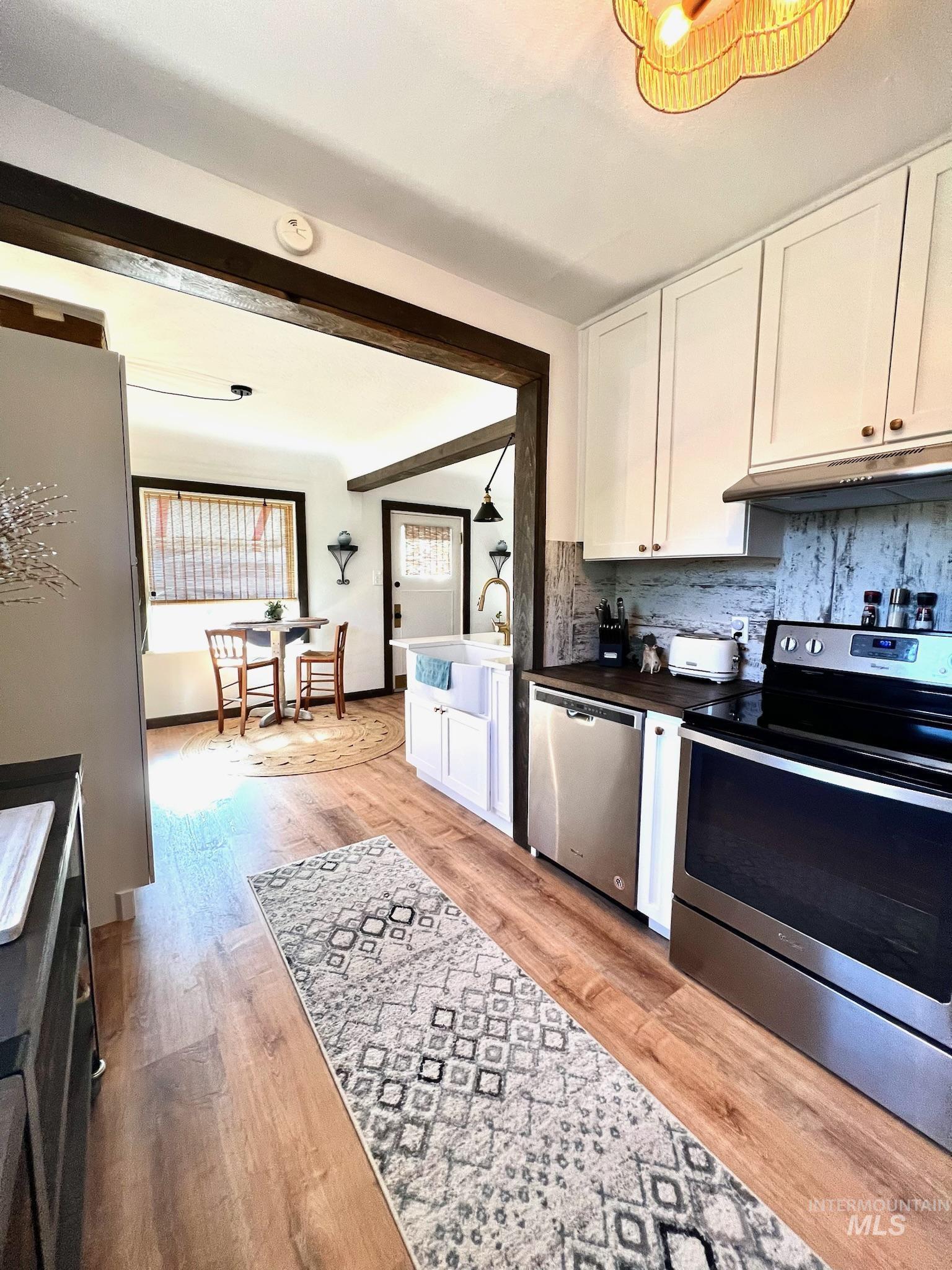 1223 N Ohio Ave., Caldwell, Idaho 83605, 3 Bedrooms, 2.5 Bathrooms, Residential For Sale, Price $425,000,MLS 98980110