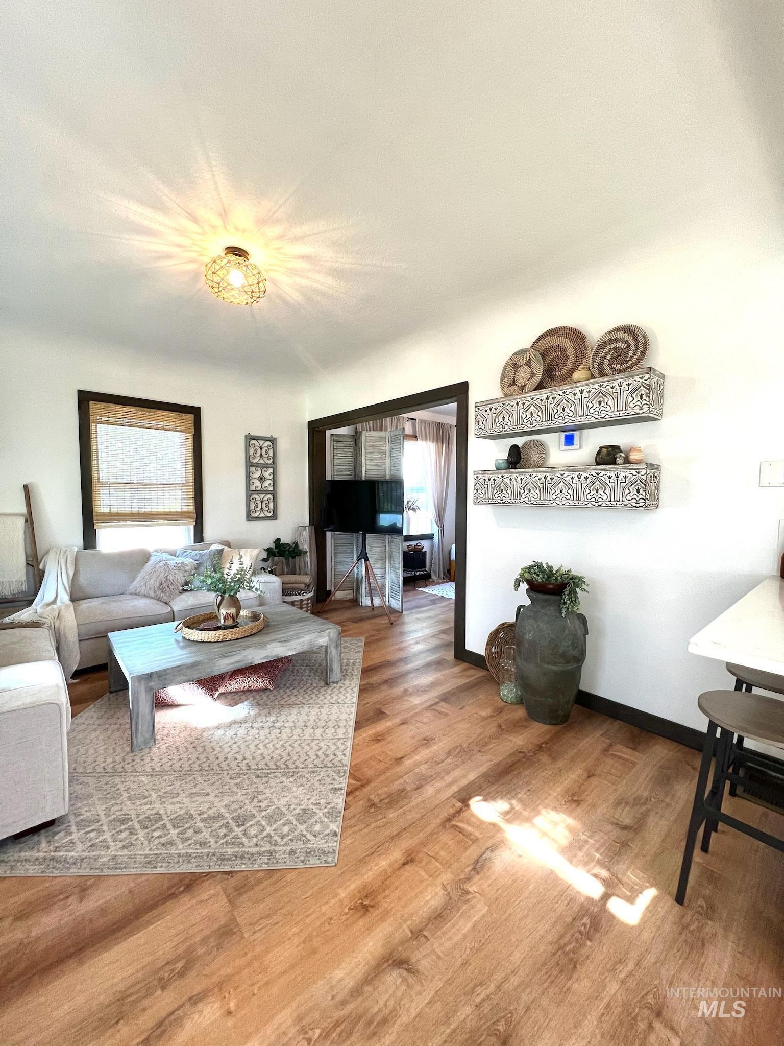 1223 N Ohio Ave., Caldwell, Idaho 83605, 3 Bedrooms, 2.5 Bathrooms, Residential For Sale, Price $425,000,MLS 98980110