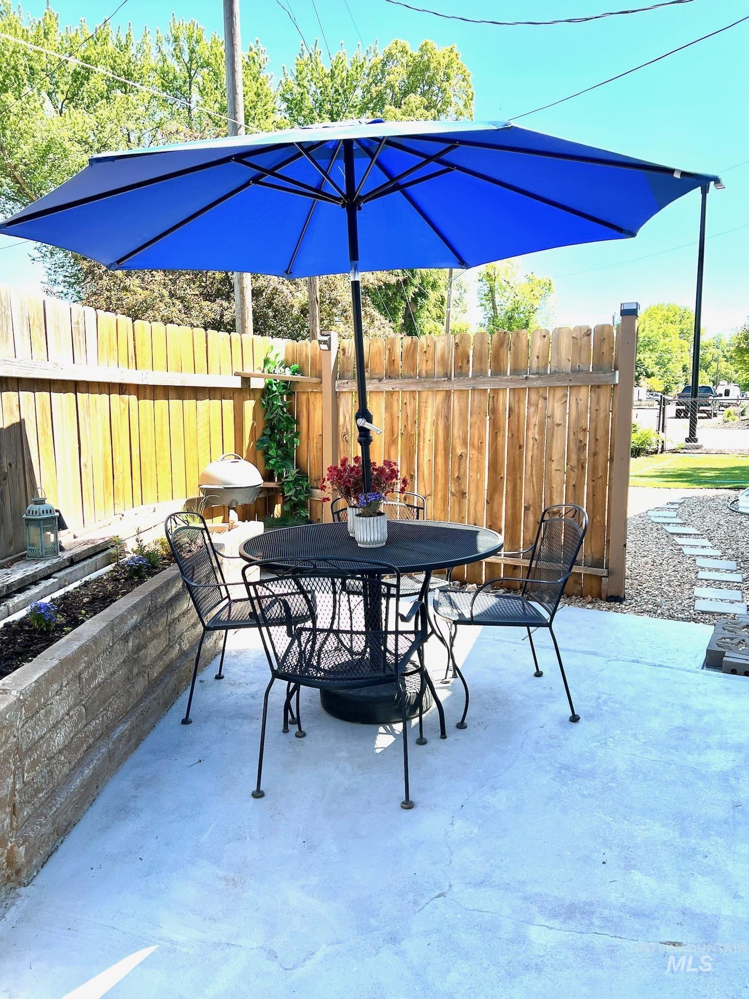 1223 N Ohio Ave., Caldwell, Idaho 83605, 3 Bedrooms, 2.5 Bathrooms, Residential For Sale, Price $425,000, 98980110