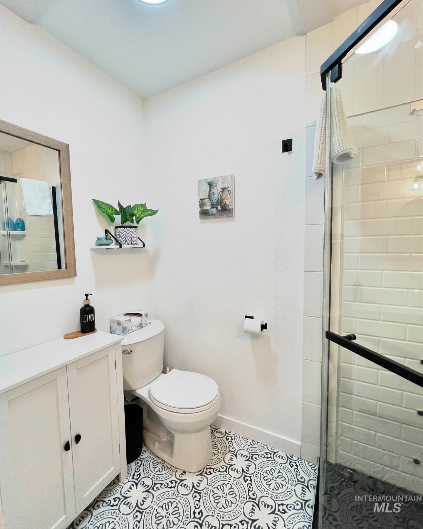 1223 N Ohio Ave., Caldwell, Idaho 83605, 3 Bedrooms, 2.5 Bathrooms, Residential For Sale, Price $425,000,MLS 98980110